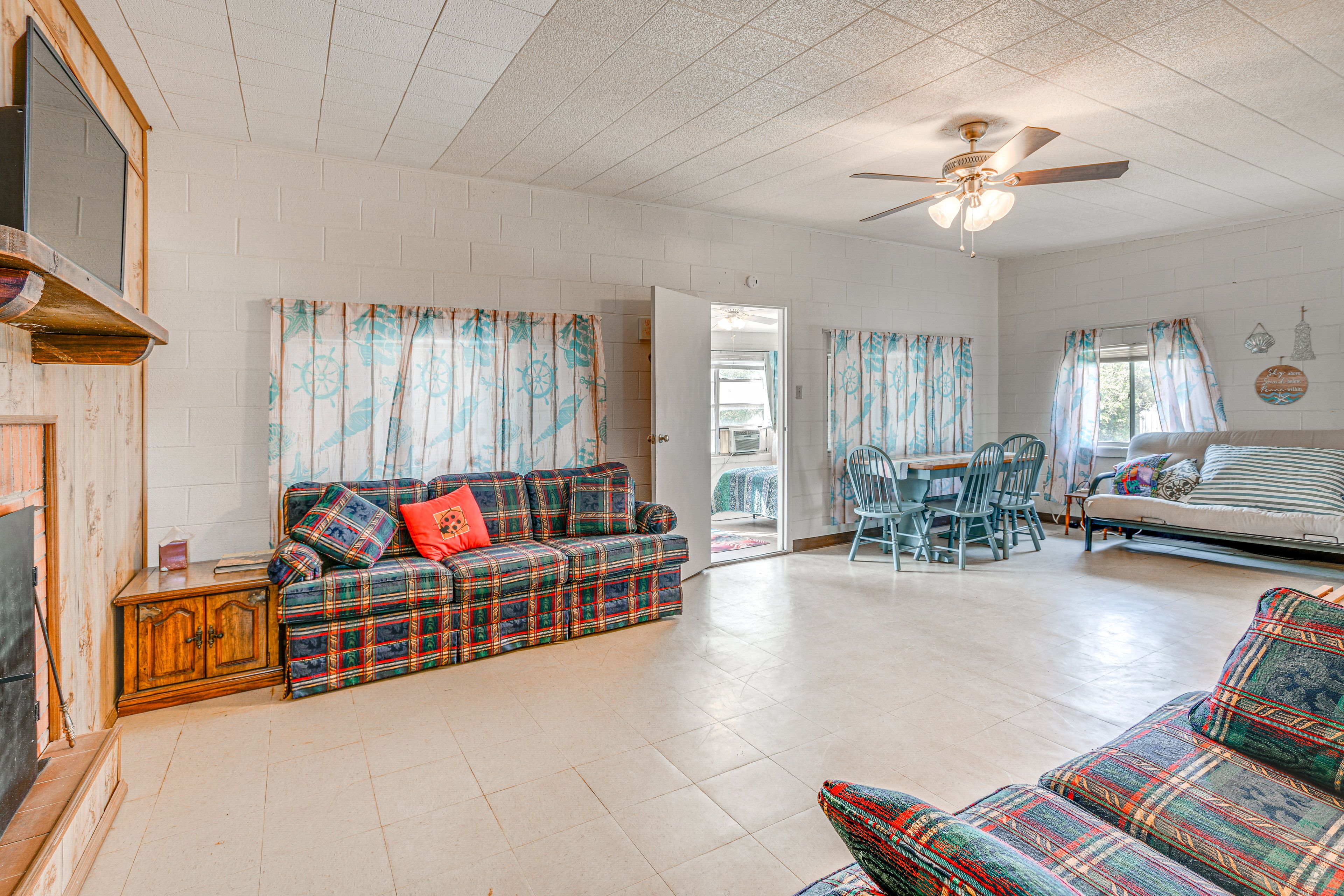 Blackwell Vacation Rental | 1BR | 1BA | 1 Step to Enter | 1,000 Sq Ft