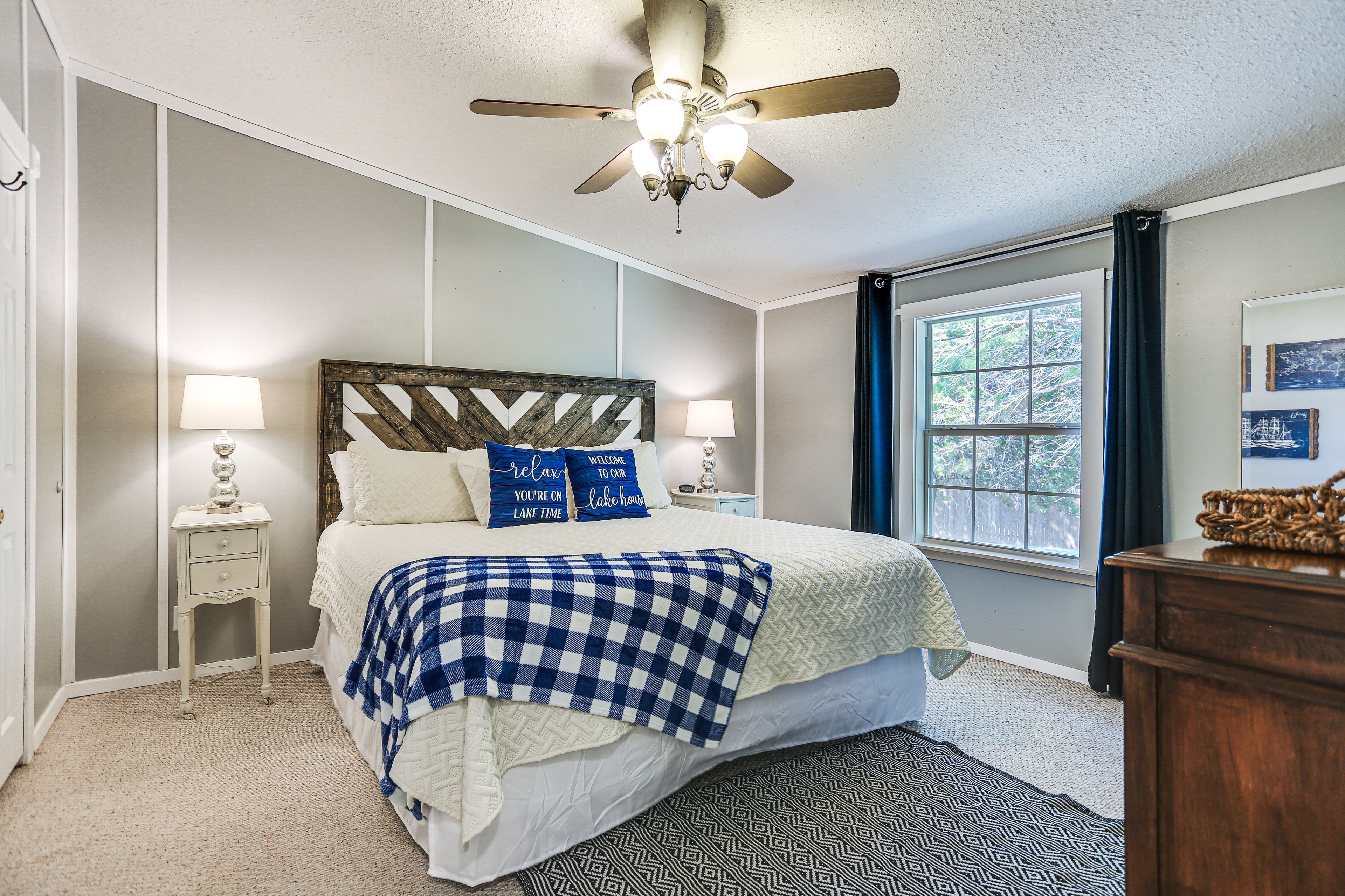 Bedroom 2 | King Bed