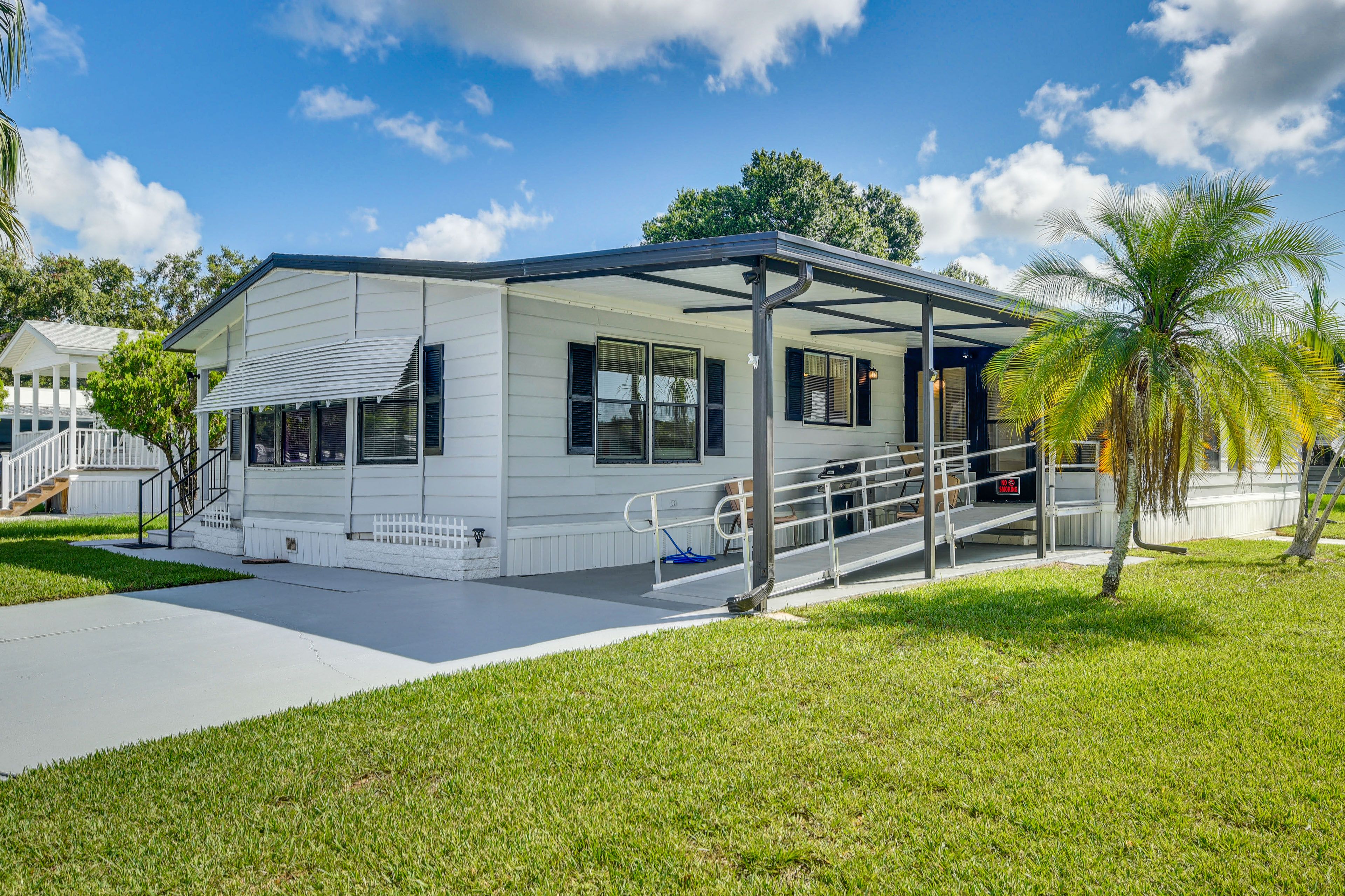 Edgewater Vacation Rental | 2BR | 2BA | Step-Free Access | 1,450 Sq Ft
