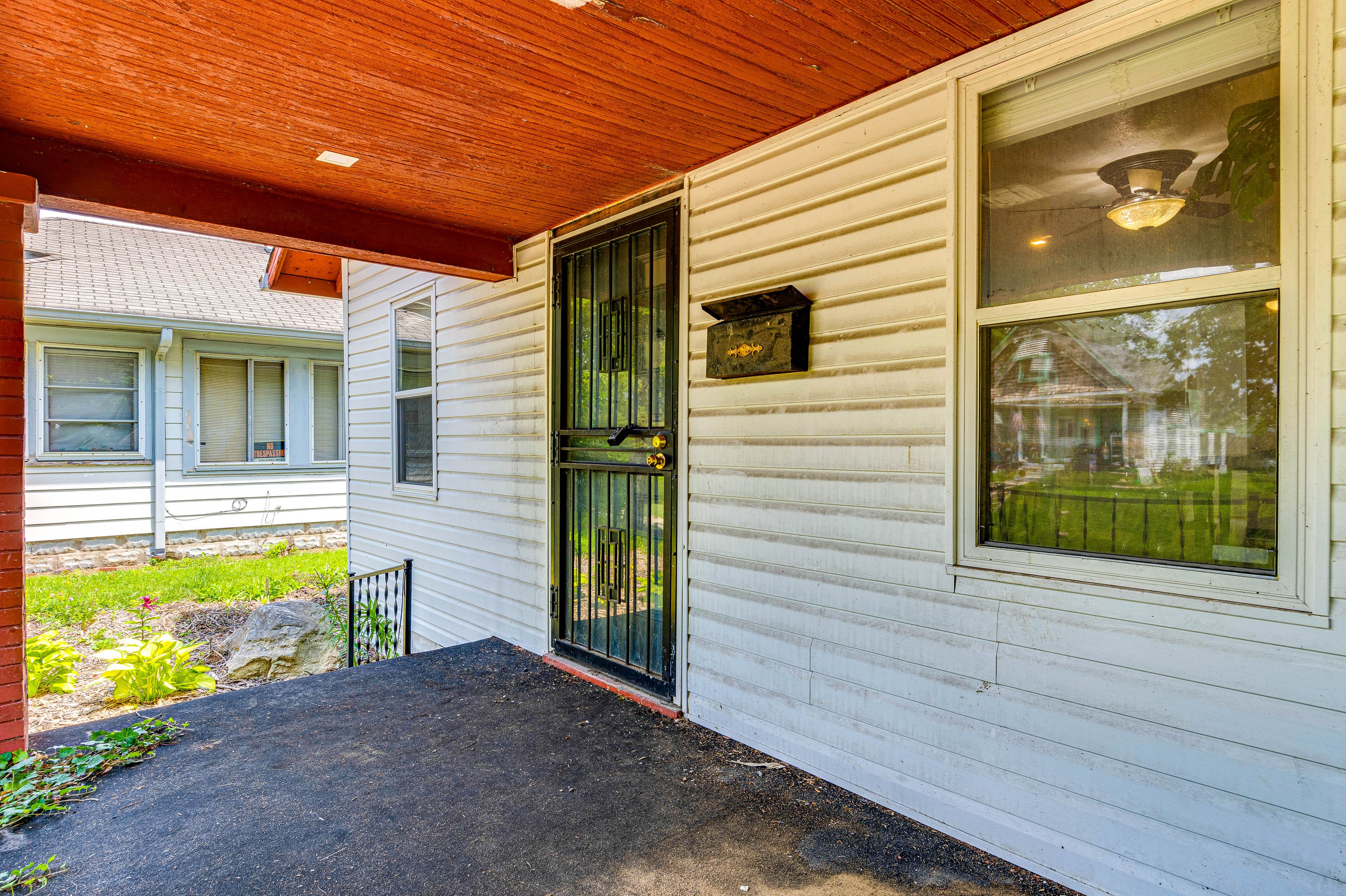 Front Porch | Main Entrance