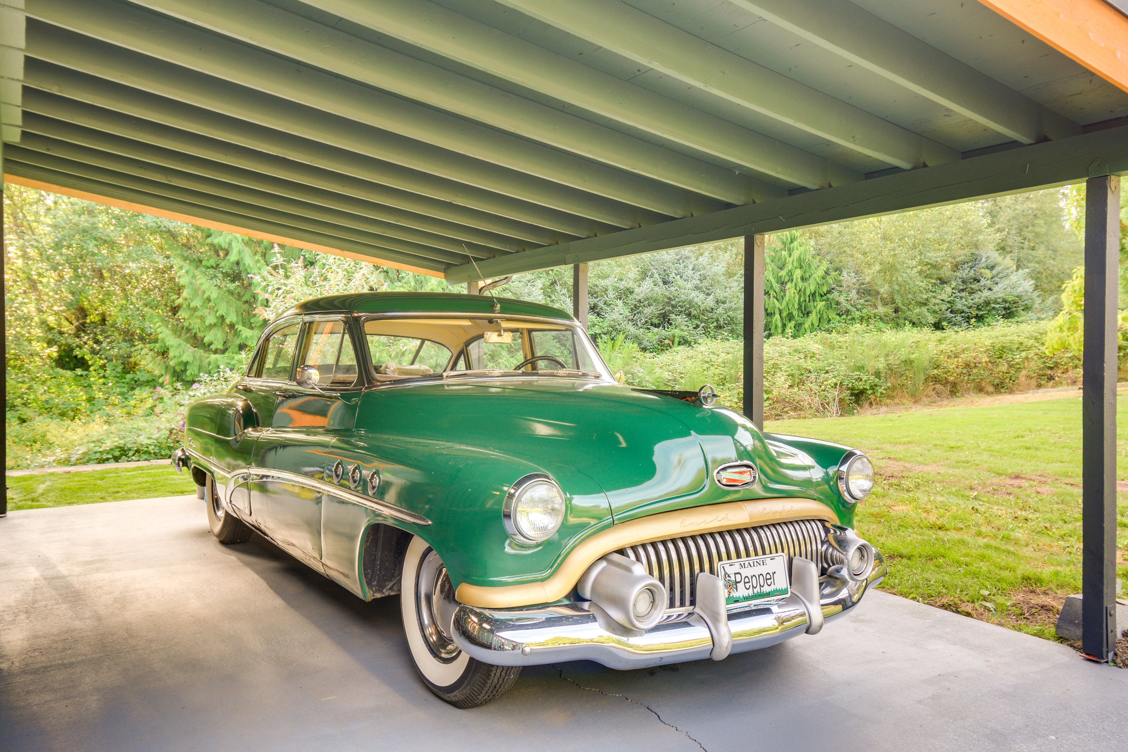 Vintage Car (Decorative)