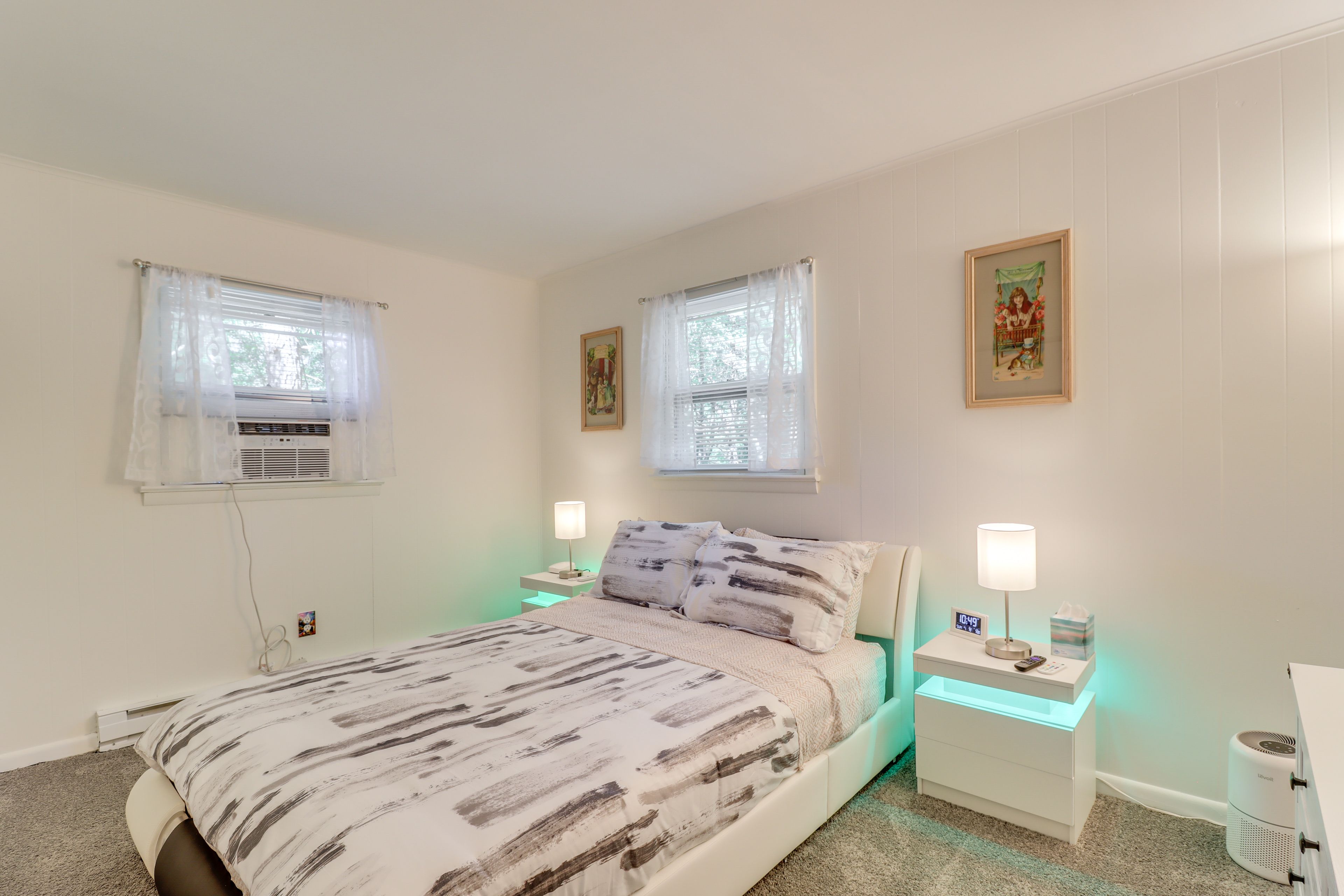 Bedroom 1 | Queen Bed | Linens Provided