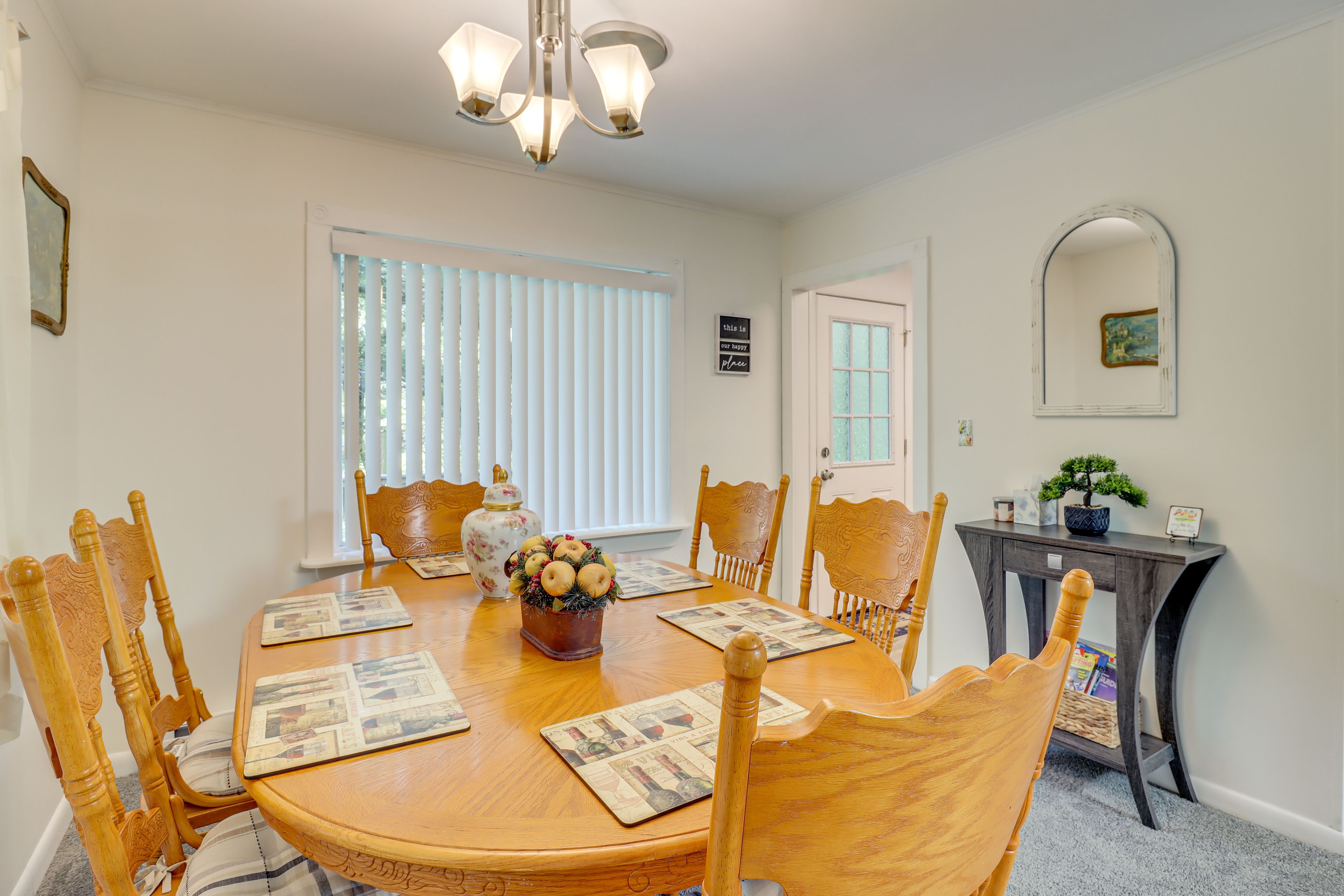 Dining Area | Dishware/Flatware | Trash Bags/Paper Towels