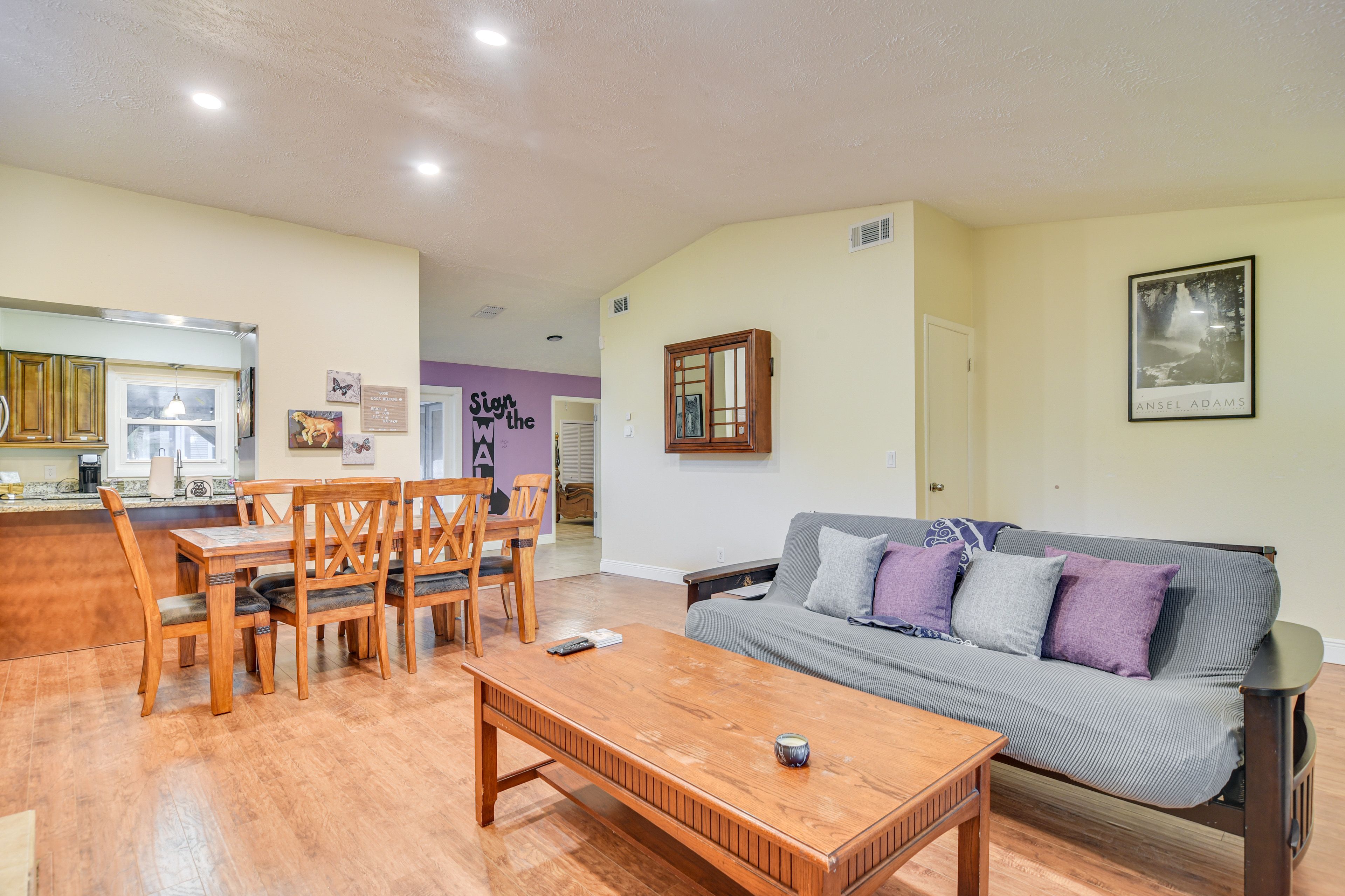 Living Room | Smart TVs w/ Roku | Free WiFi