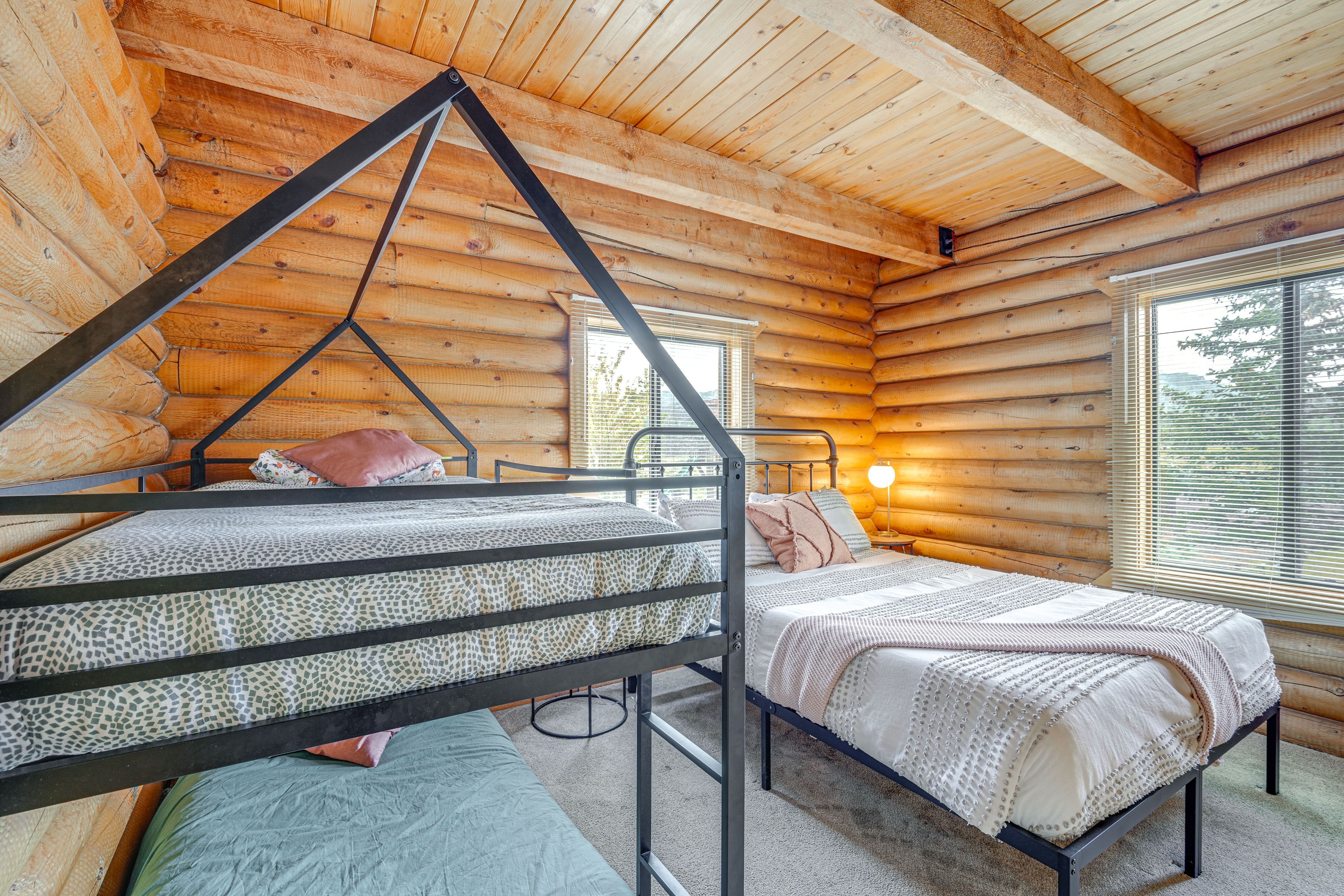 Bedroom 5 | 1st Floor | Queen Bed | Twin Bunk Bed