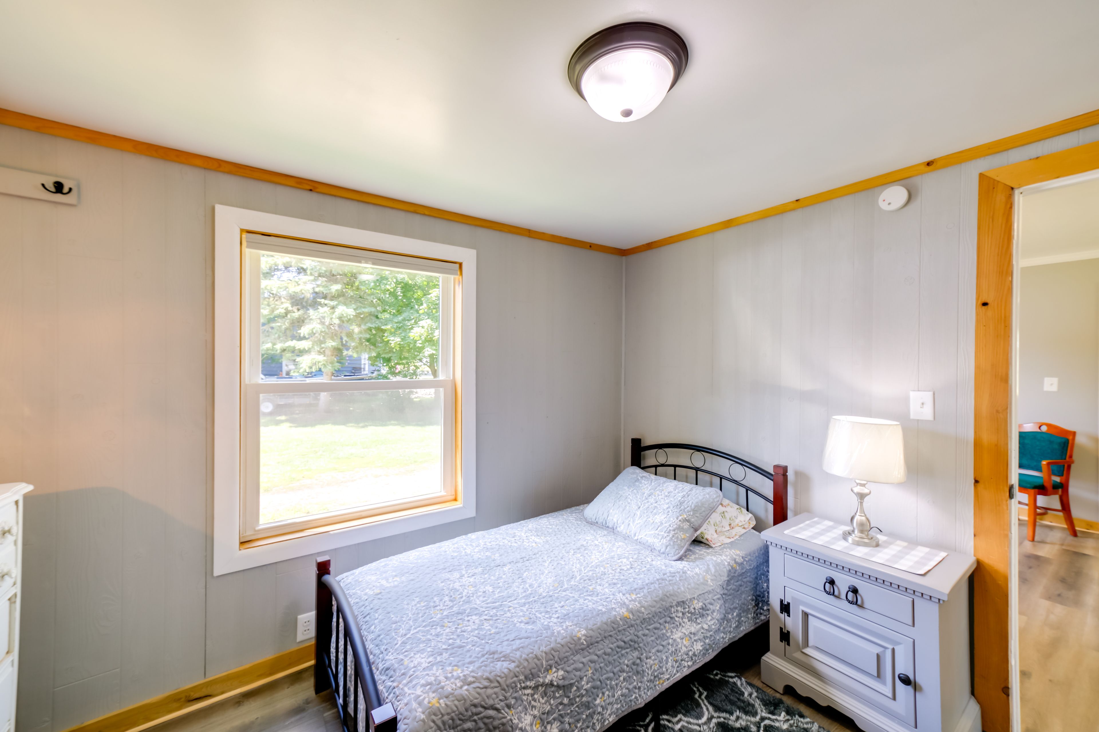 Bedroom 2 | Twin Bed