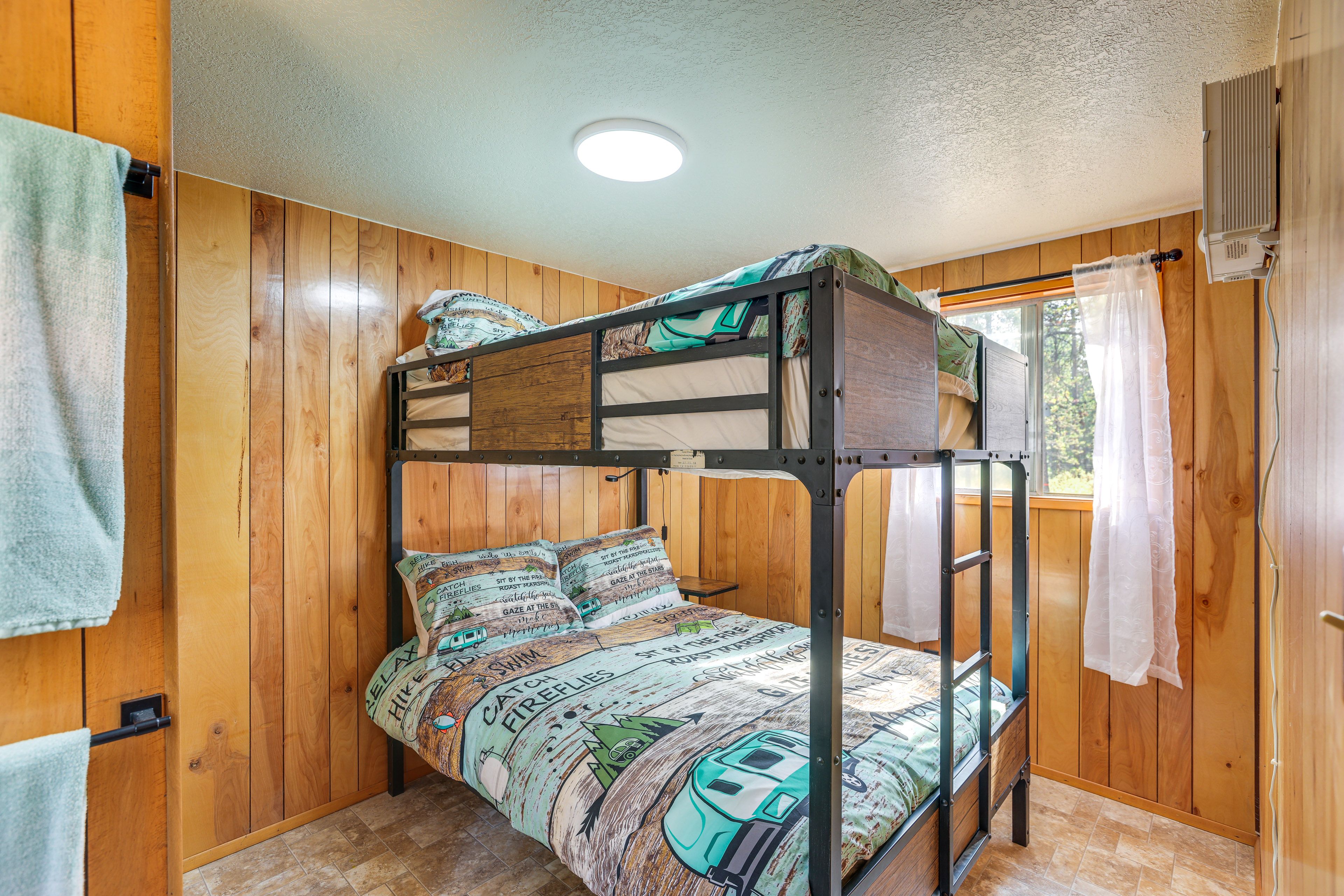 Bedroom 2 | Full Bunk Bed
