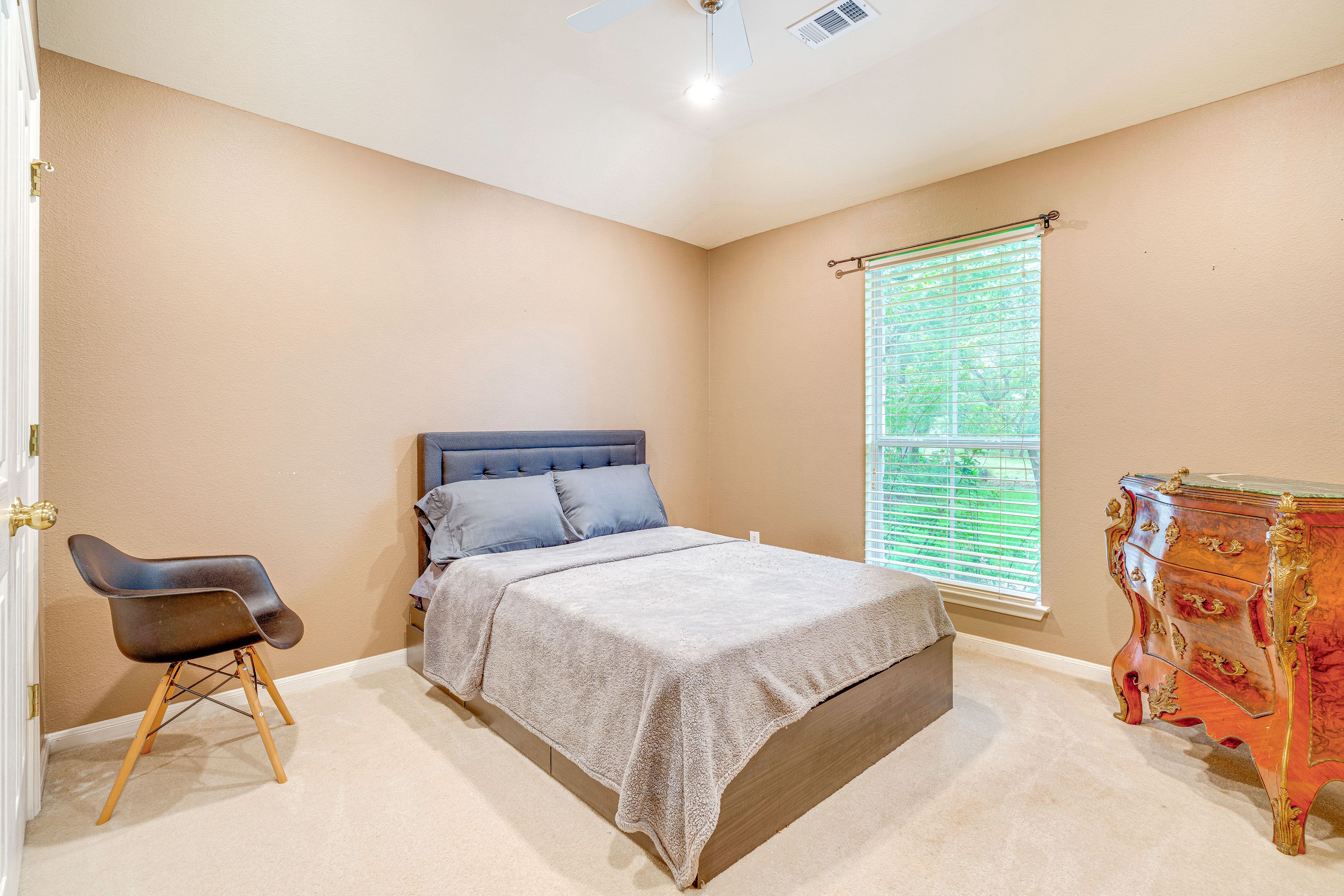 Bedroom 2 | Full Bed
