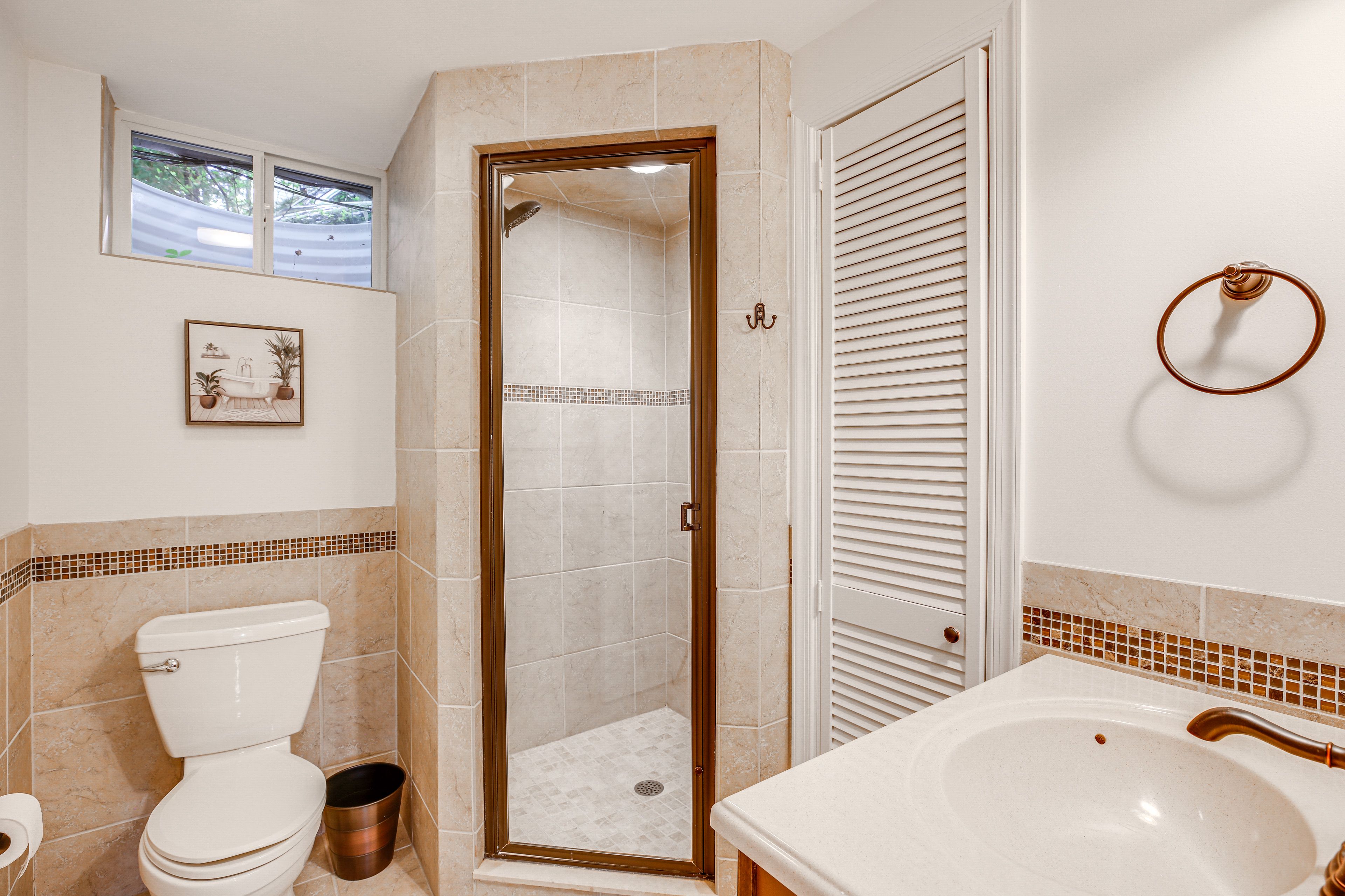 Full Bathroom | Lower Level