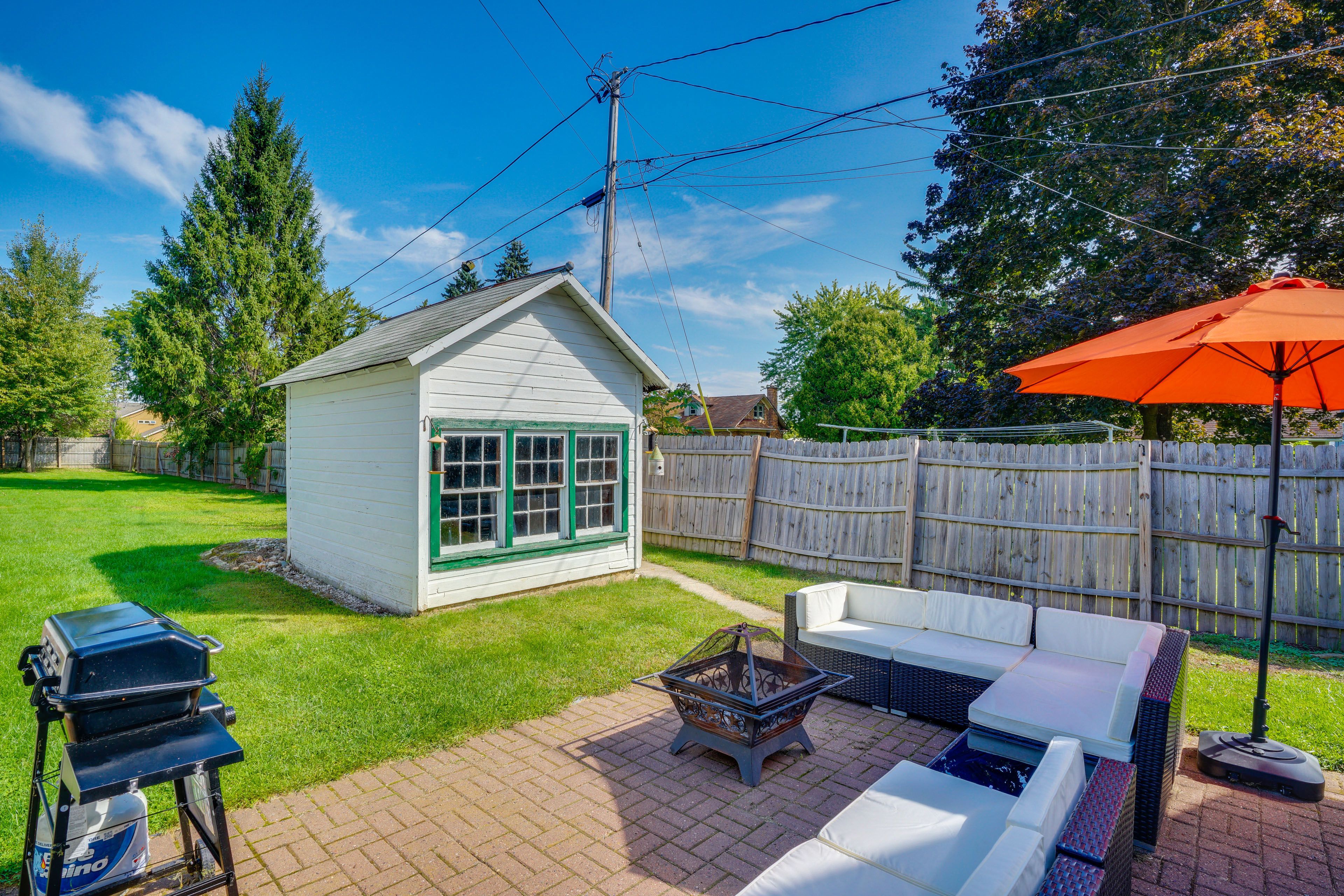 Patio | Outdoor Seating | Fire Pit | Gas Grill