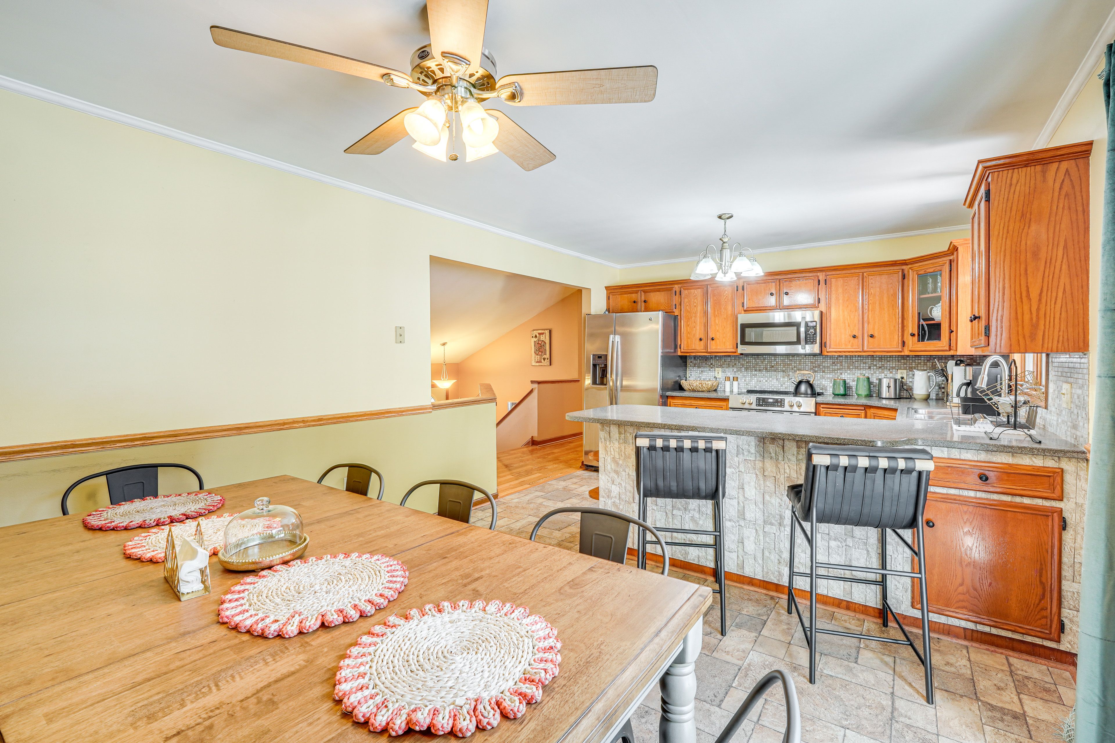 Dining Area | 1st Floor