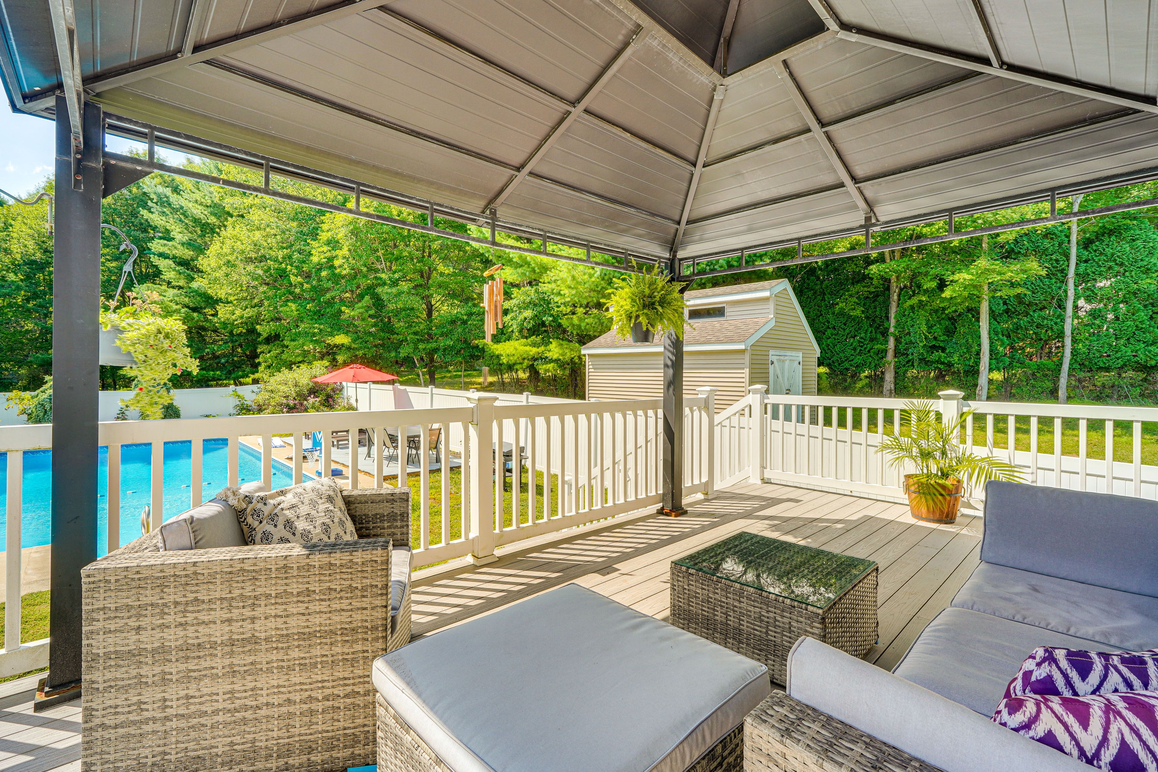 Private Deck