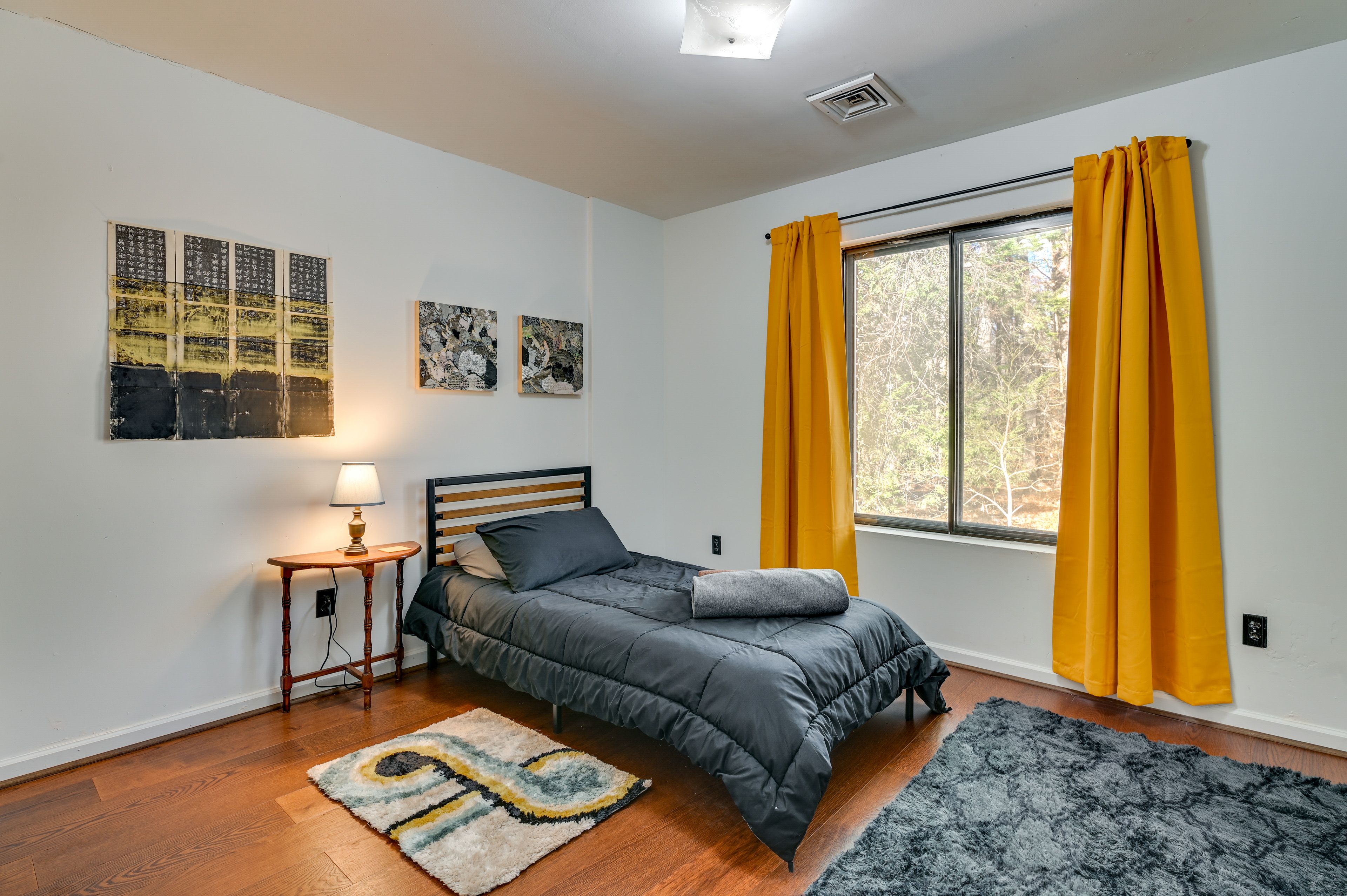 Bedroom 3 | 2nd Floor | Twin Bed