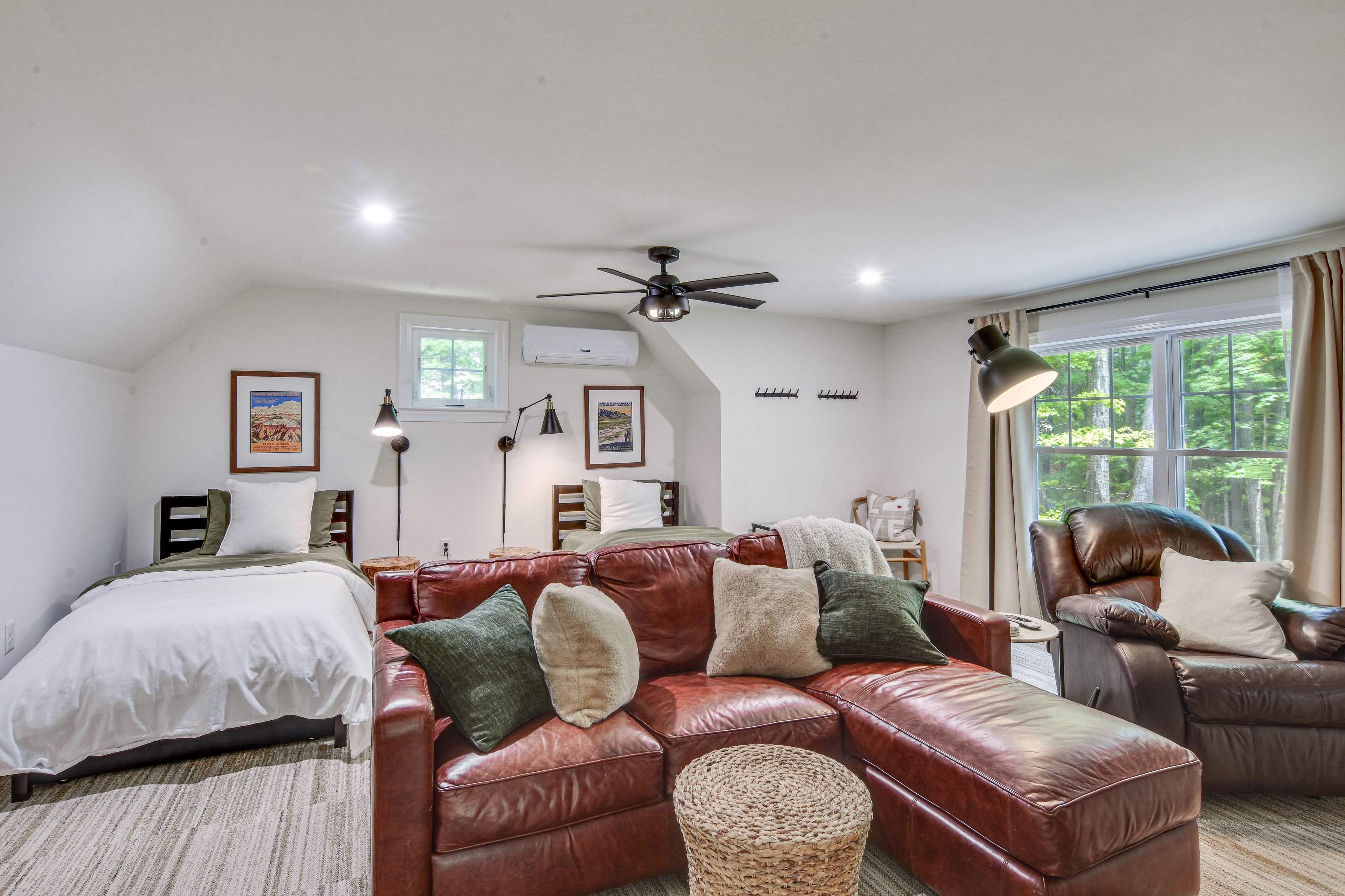 Bedroom 3 | 2 Twin Beds | 2nd Floor | Stairs Required