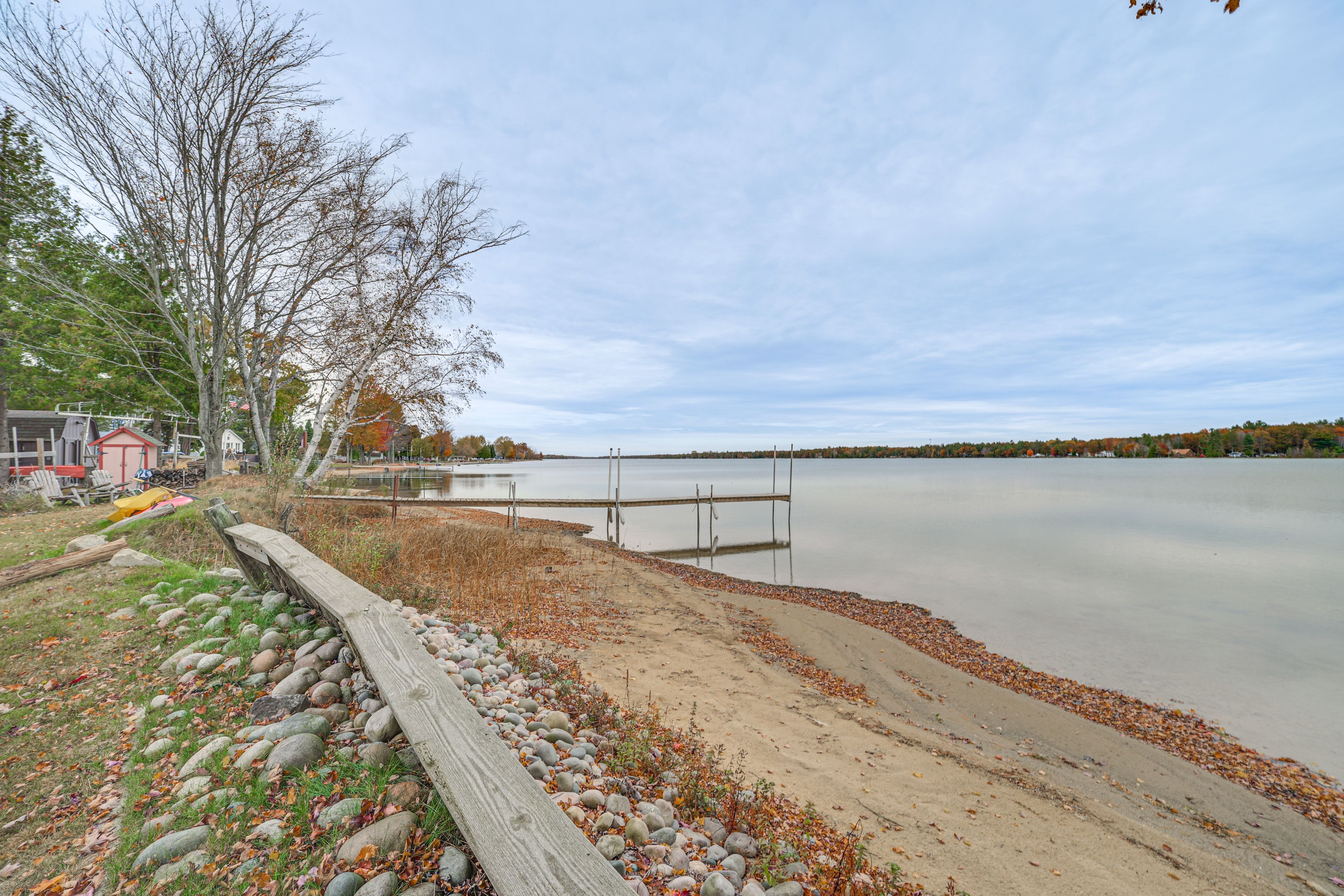 House Exterior | Cedar Lake Views & Access | Private Dock | Beach Chairs