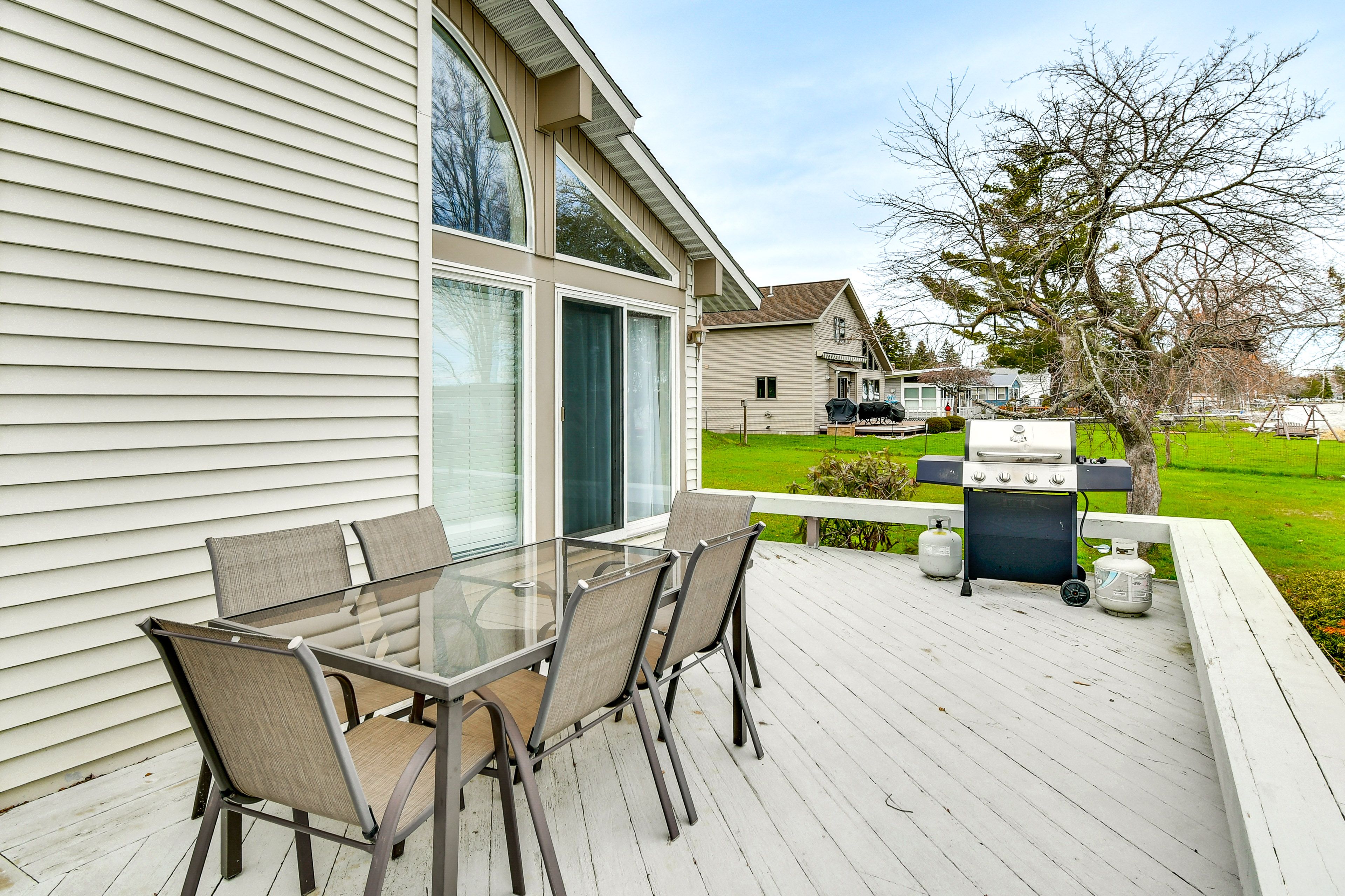House Exterior | Furnished Deck | Dining Area | Gas Grill