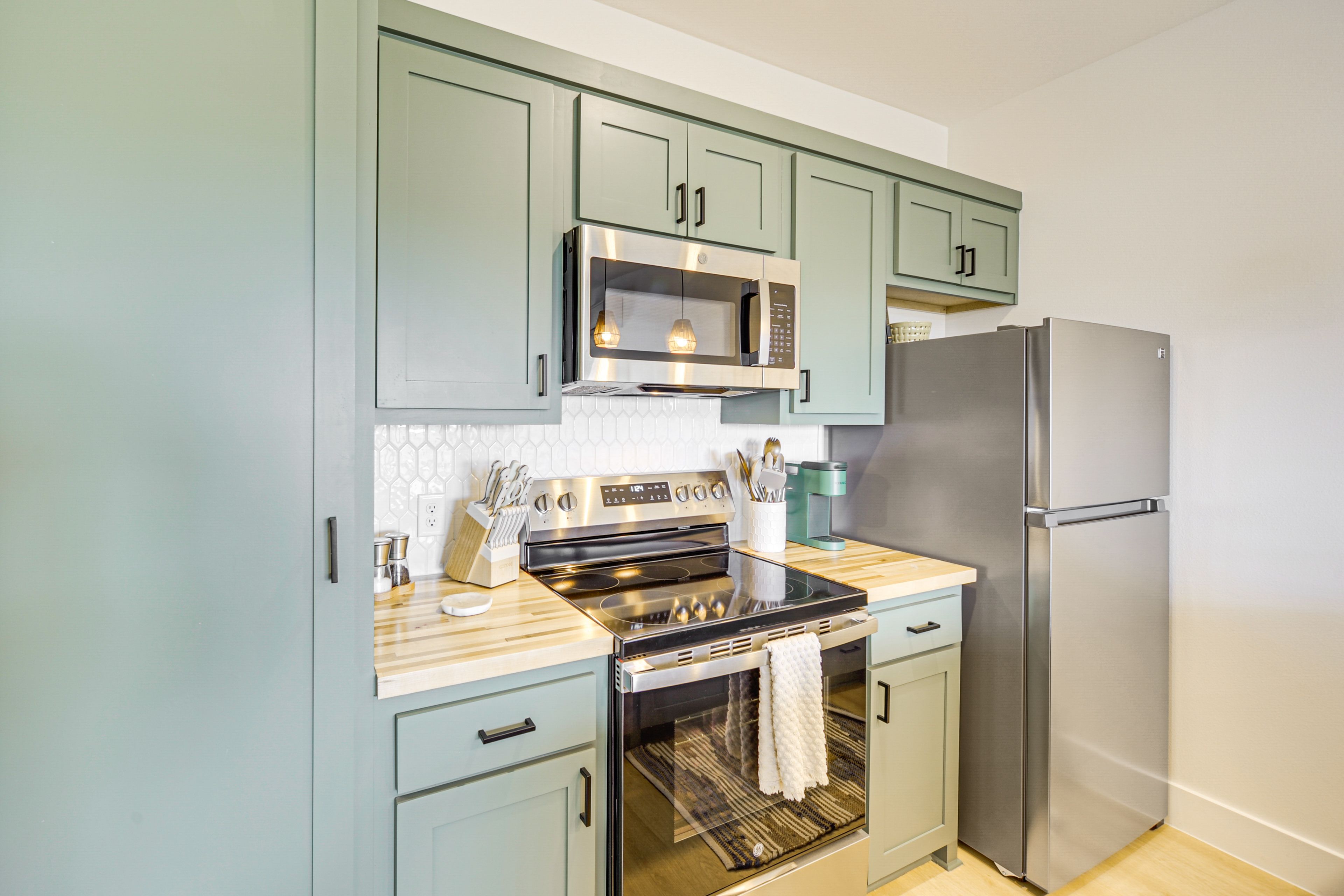Kitchen | 1st Floor | Keurig Coffee Maker | Toaster Oven | Cooking Basics