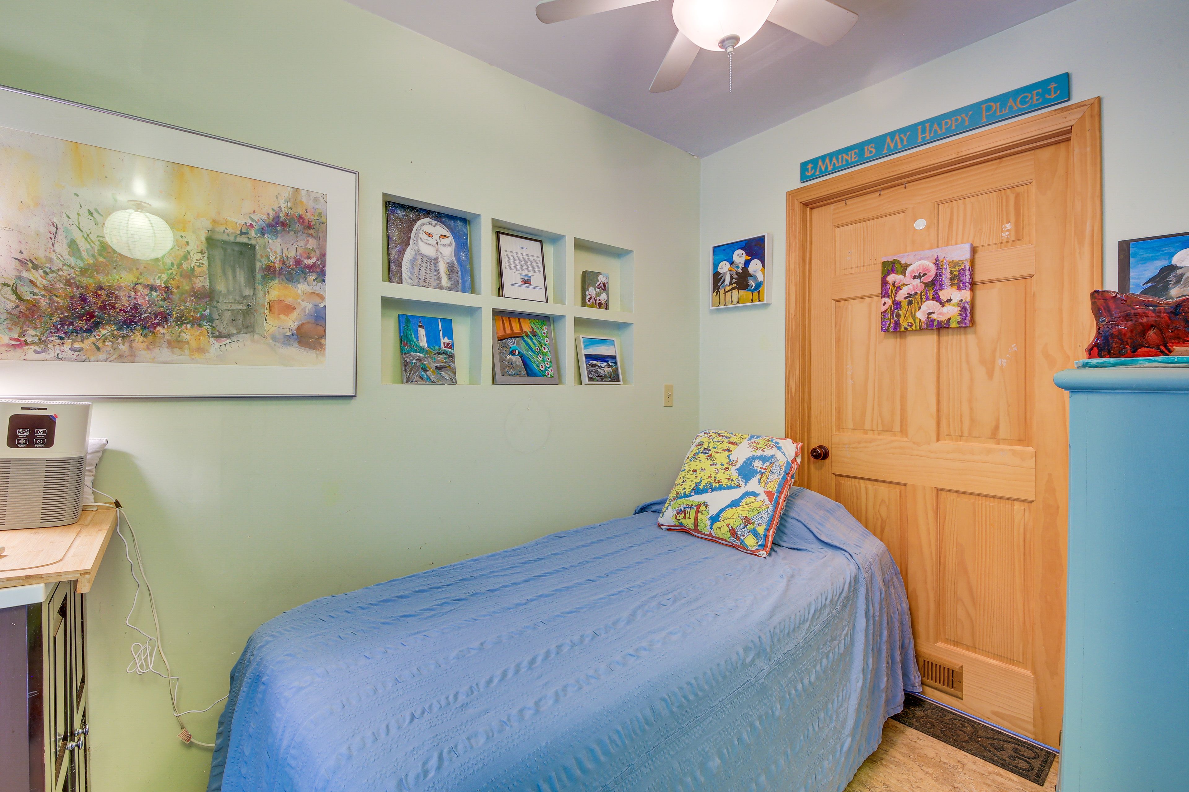 Studio | Twin Bed | 1st Floor