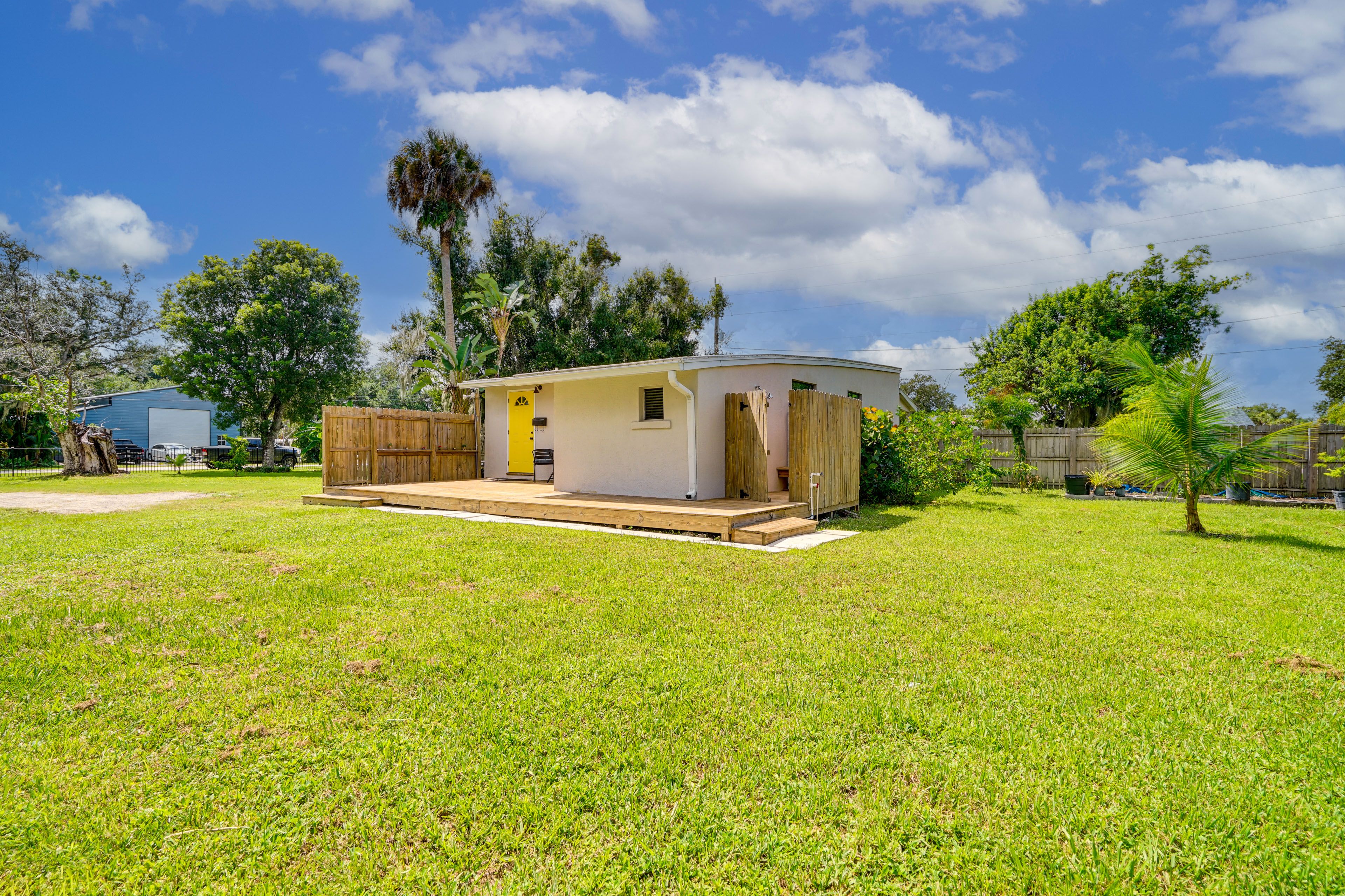 Spacious Yard