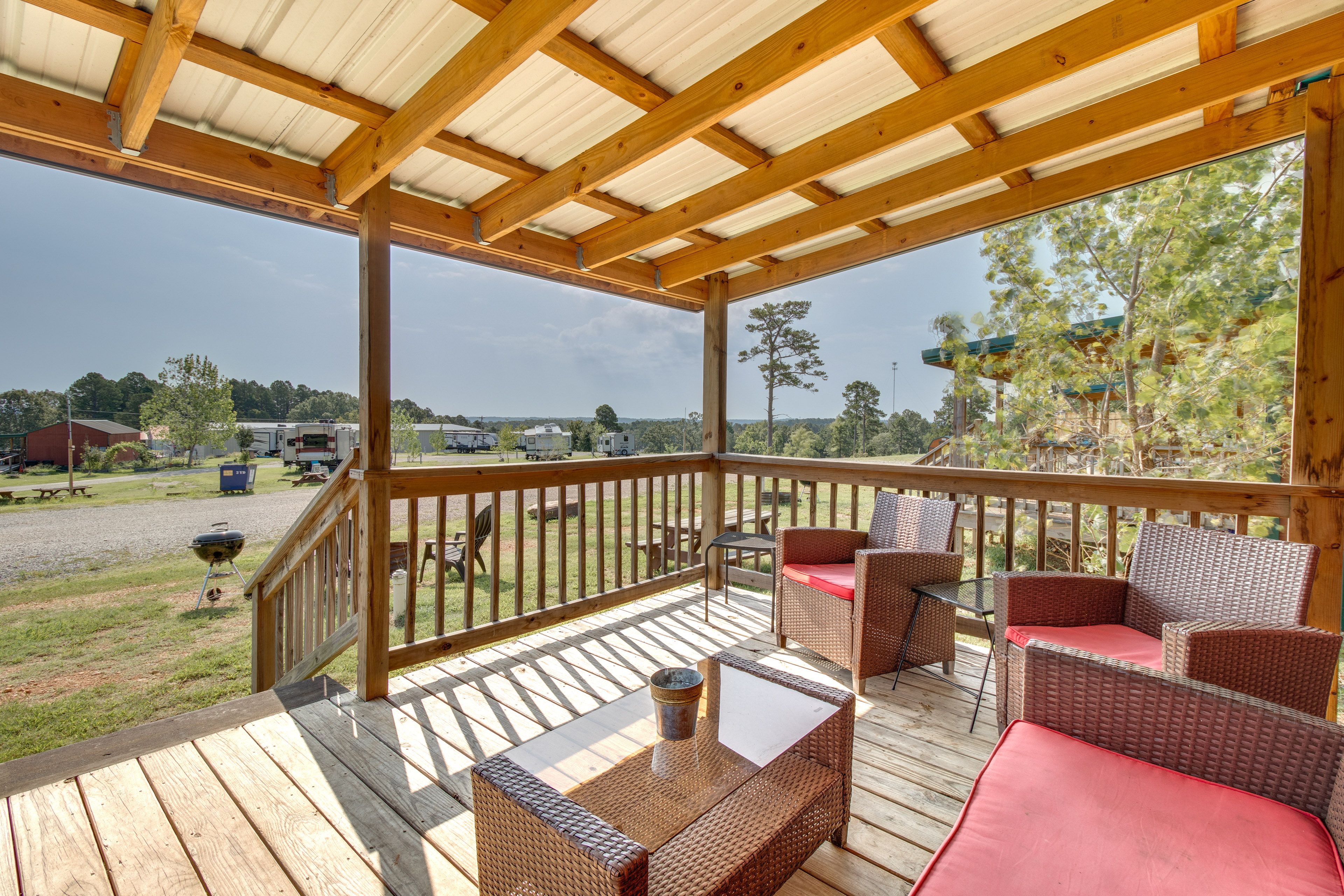 Salesville Vacation Rental | Studio | 1BA | 288 Sq Ft | Stairs Required