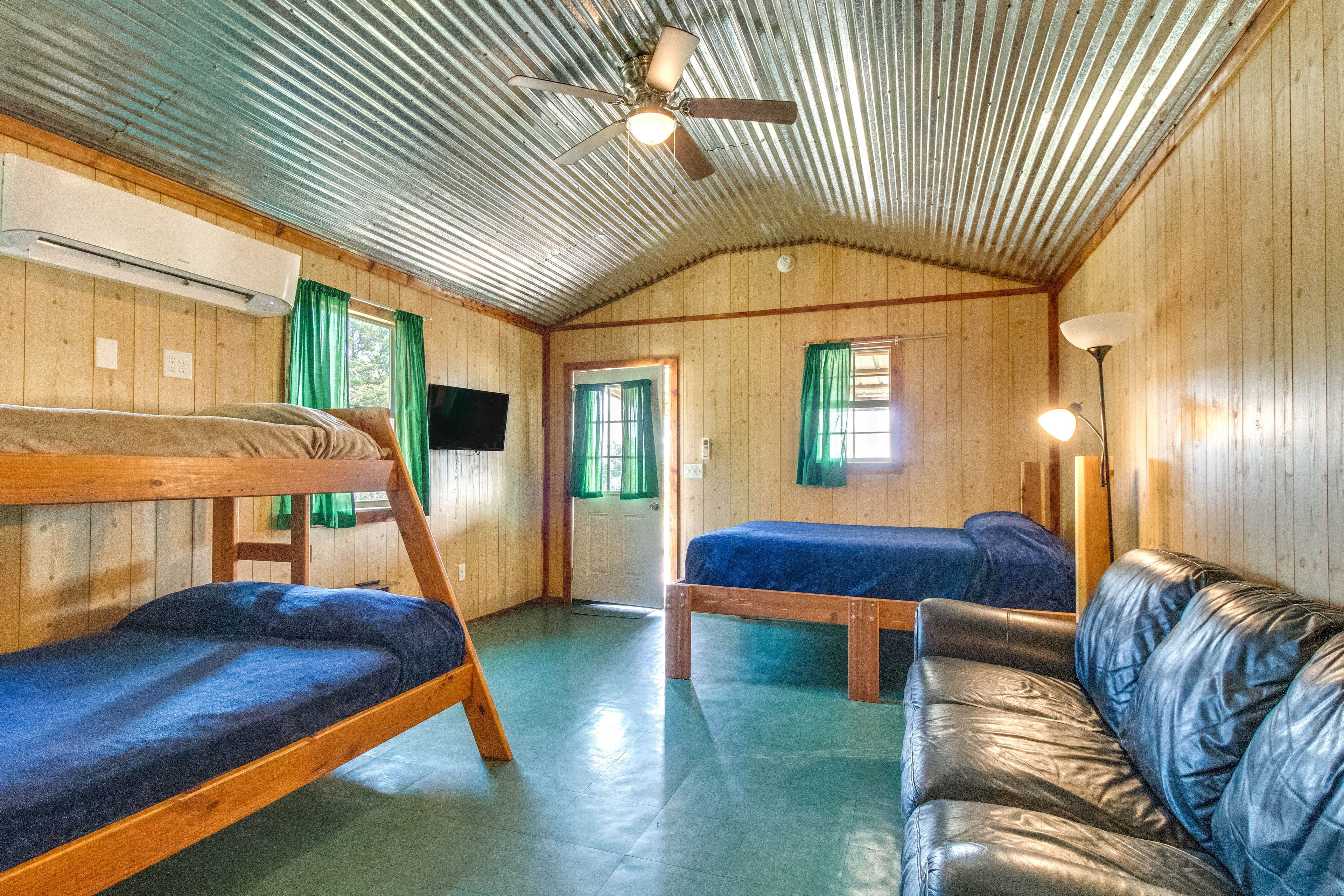 Studio | Queen Bed | Twin/Queen Bunk Bed | Linens Provided | Flat-Screen TV