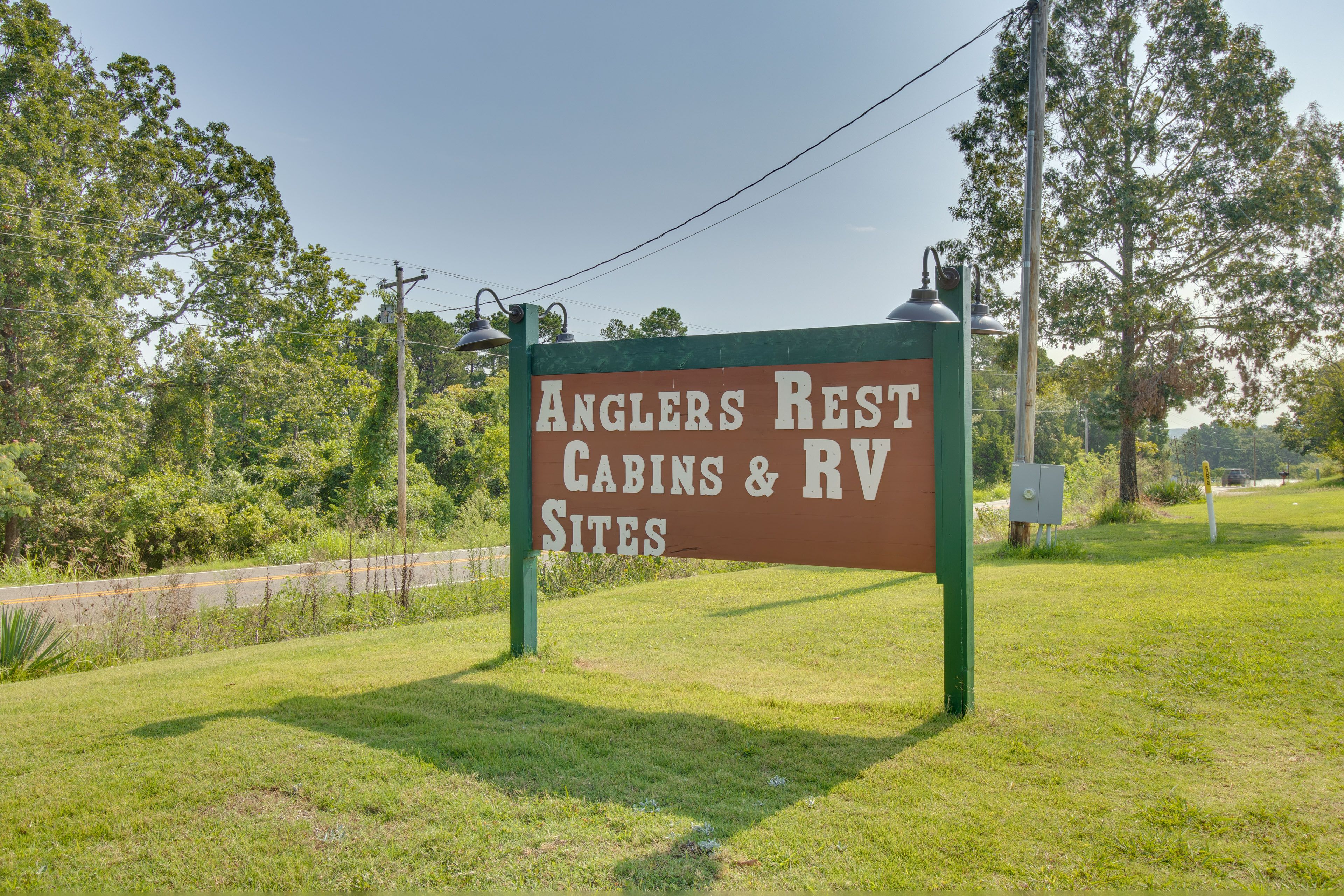 Anglers Rest Cabin & RV Sites | Community Entrance