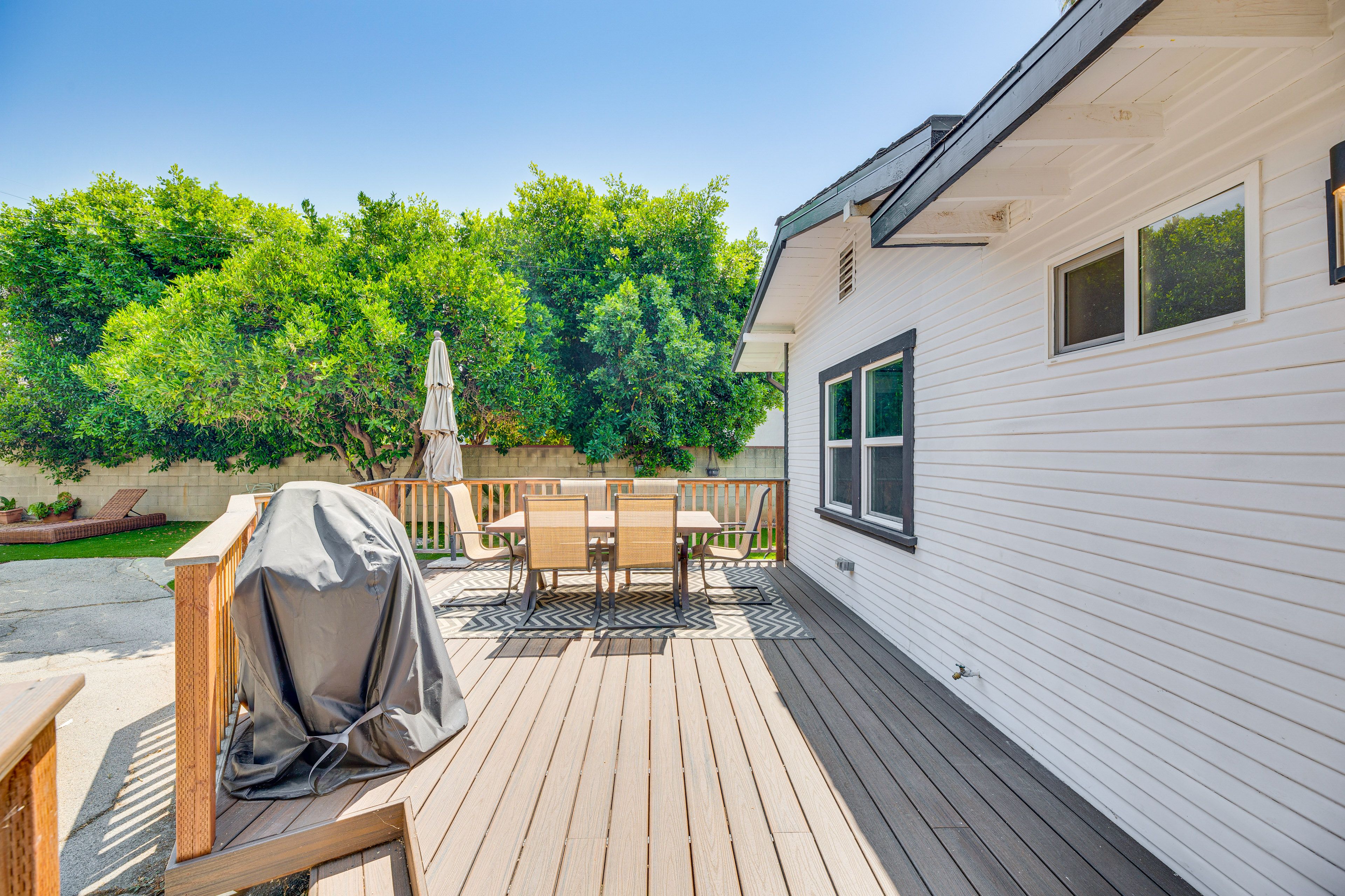 Deck | Gas Grill