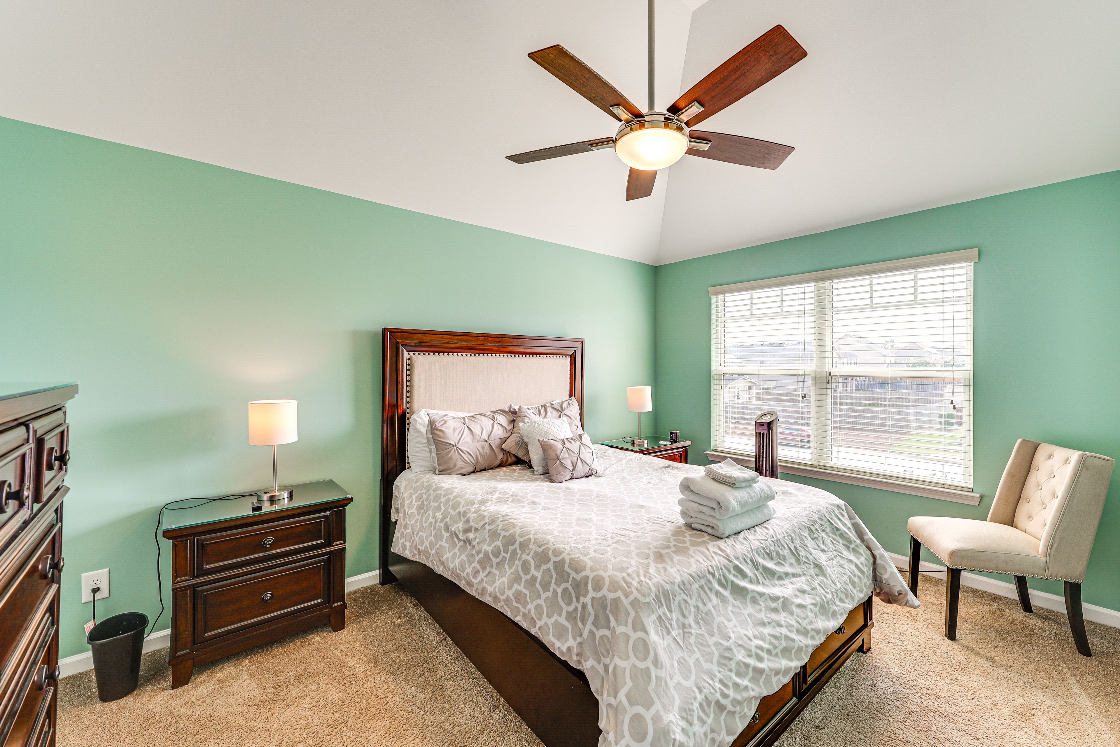 Bedroom 3 | Queen Bed | 2nd Floor