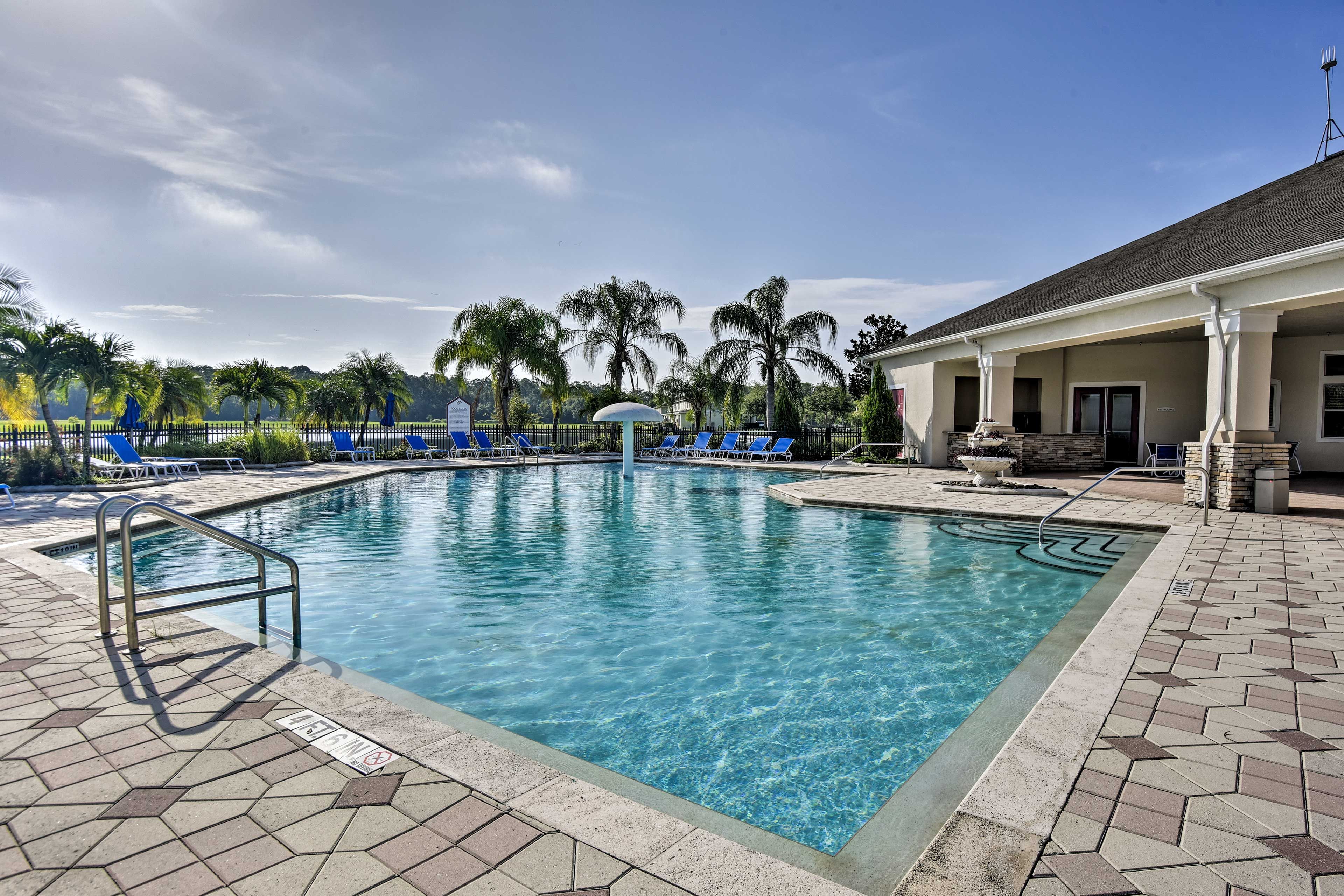 Trafalgar Village | Community Amenities