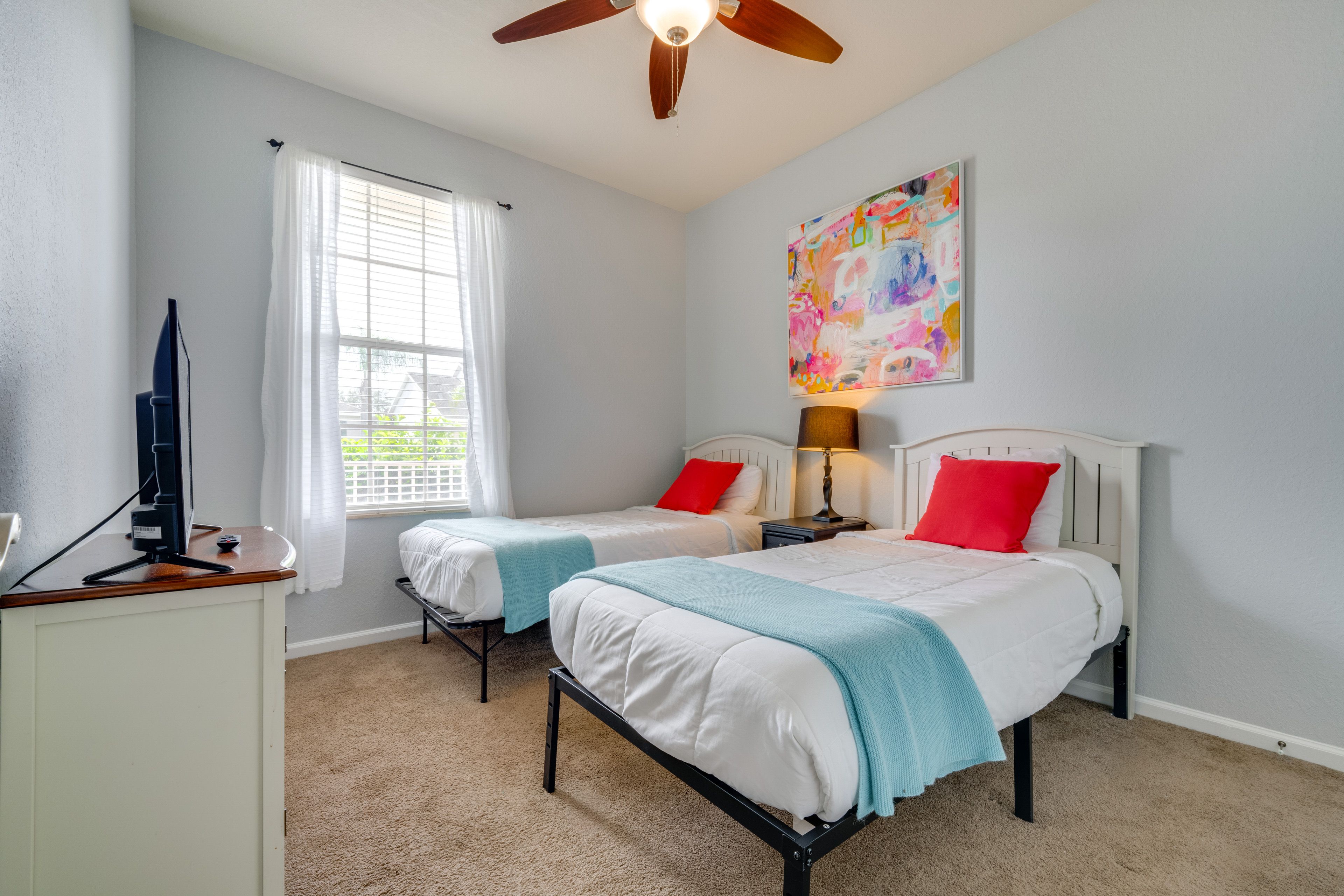 Bedroom 4 | 2 Twin Beds | Smart TV w/ Cable