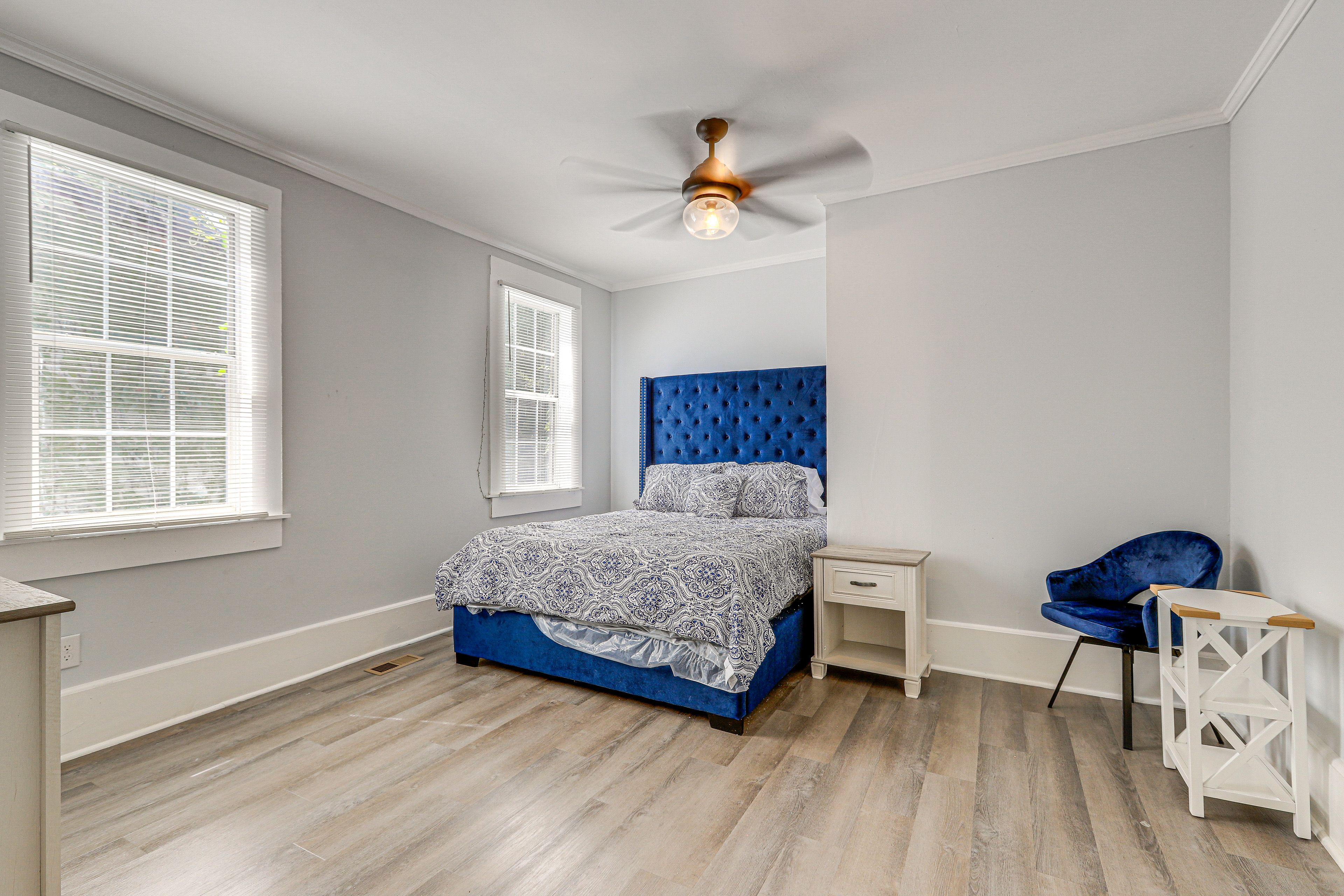 Bedroom 2 | Queen Bed | Flat-Screen TV
