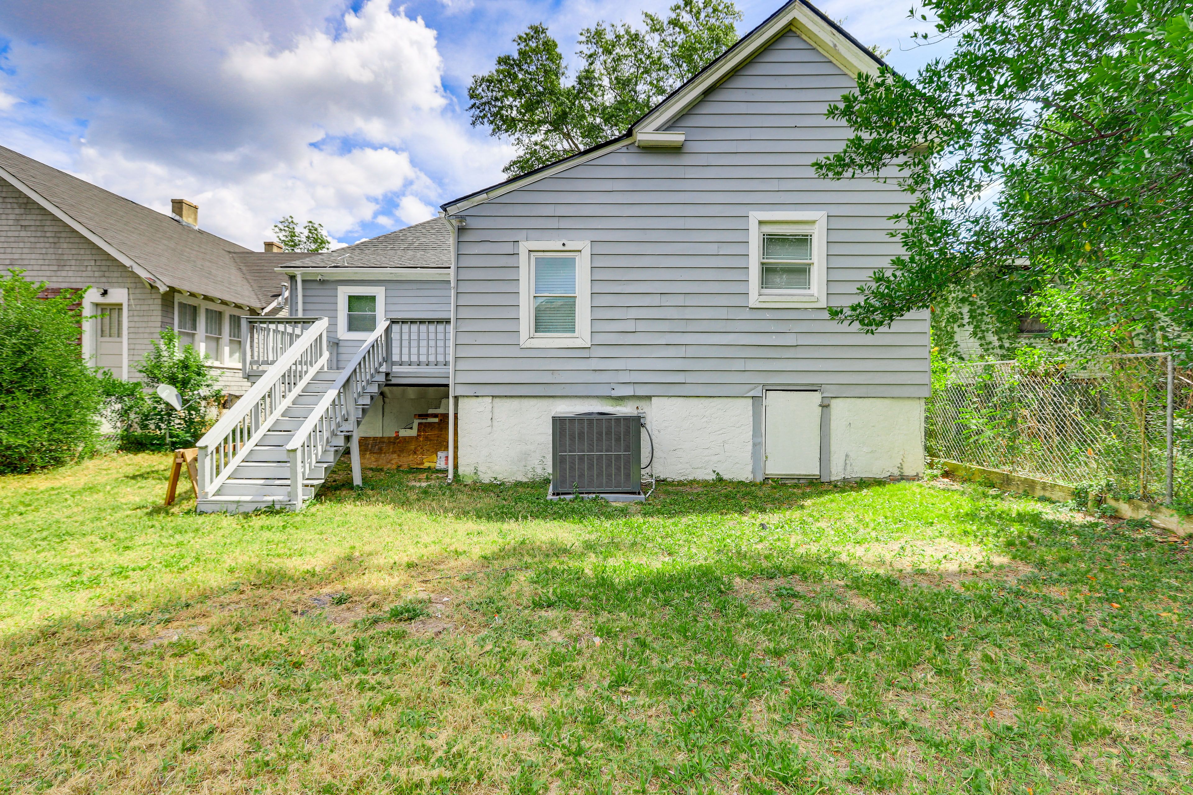House Exterior | Private Yard