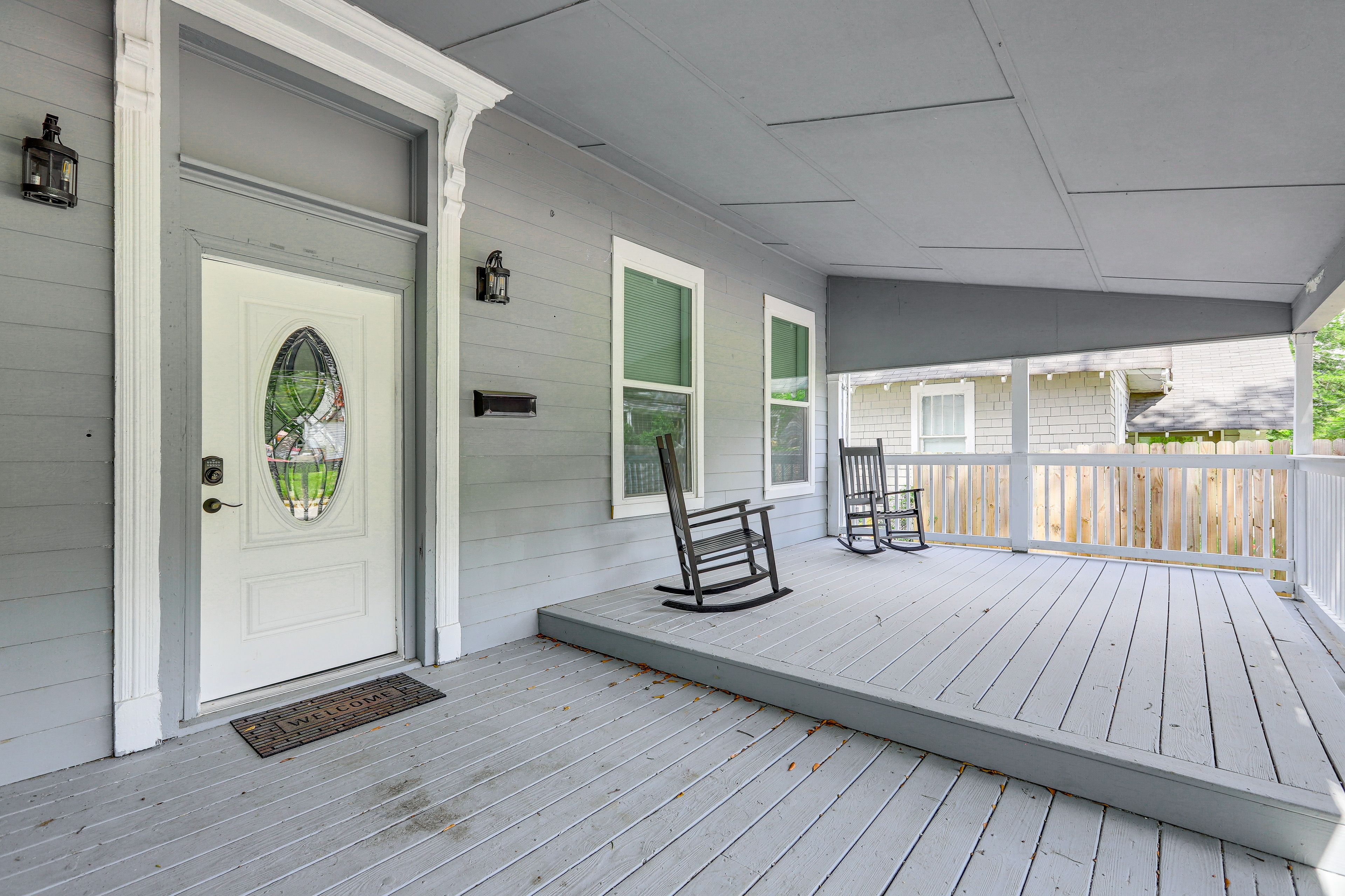 House Exterior | Keyless Entry | Covered Porch