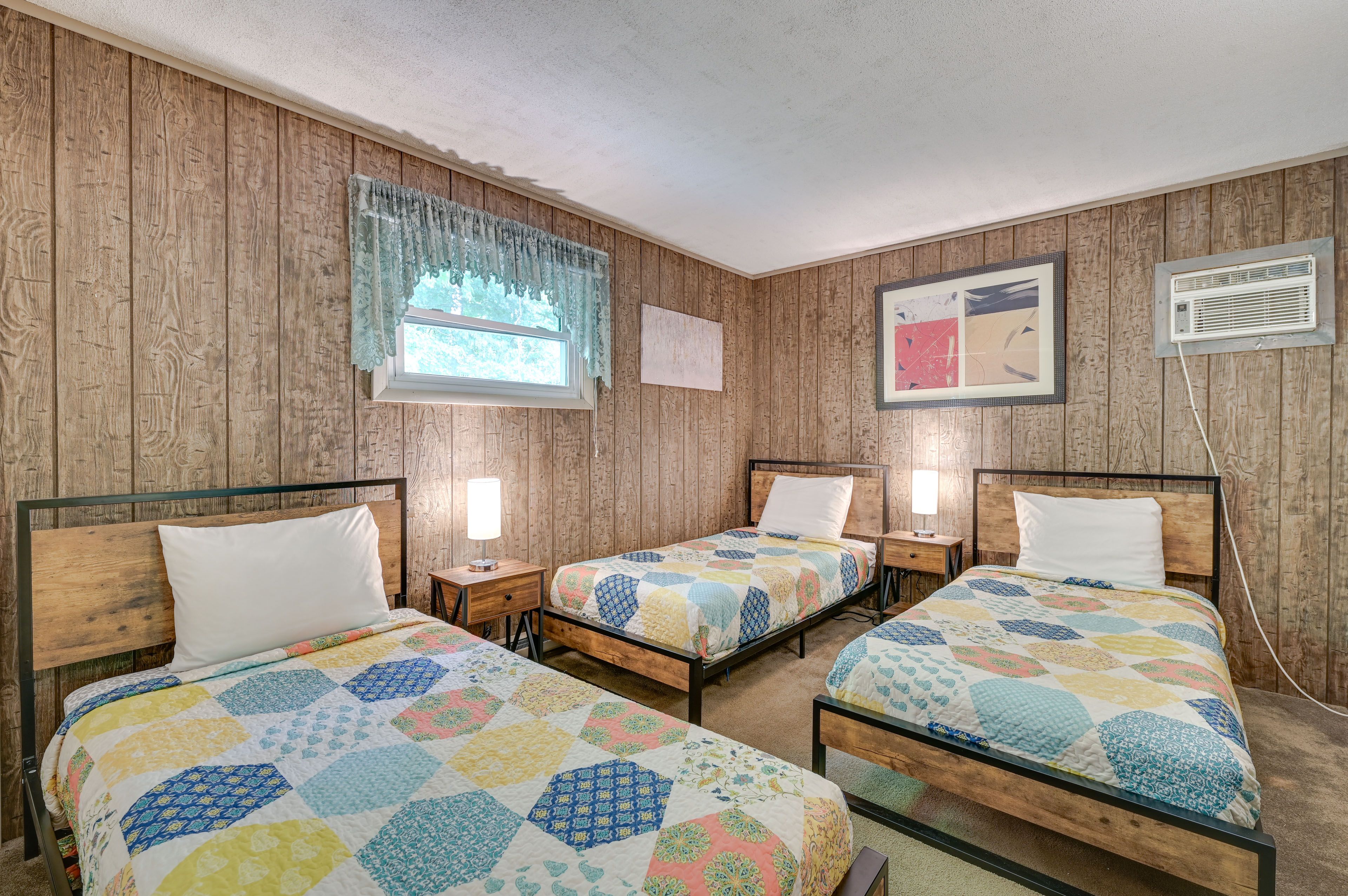 Bedroom 3 | 3 Twin Beds | 2nd Floor