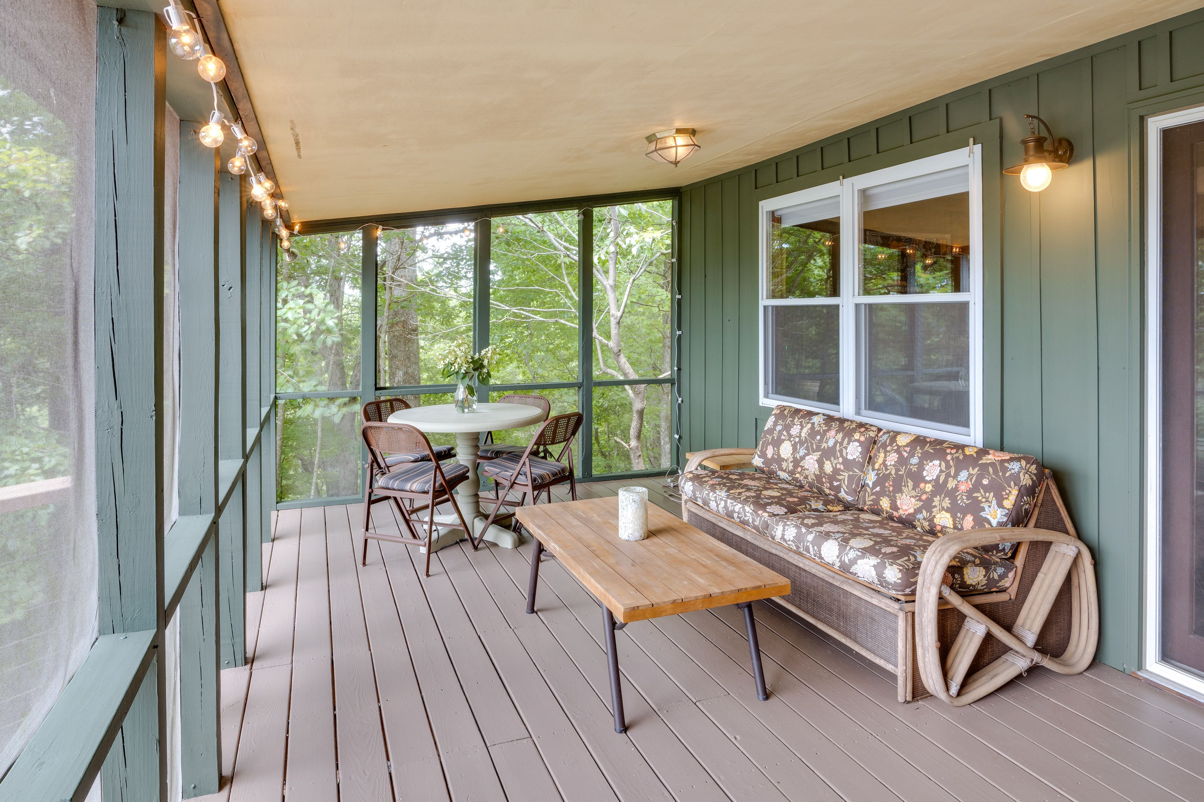 Screened Porch