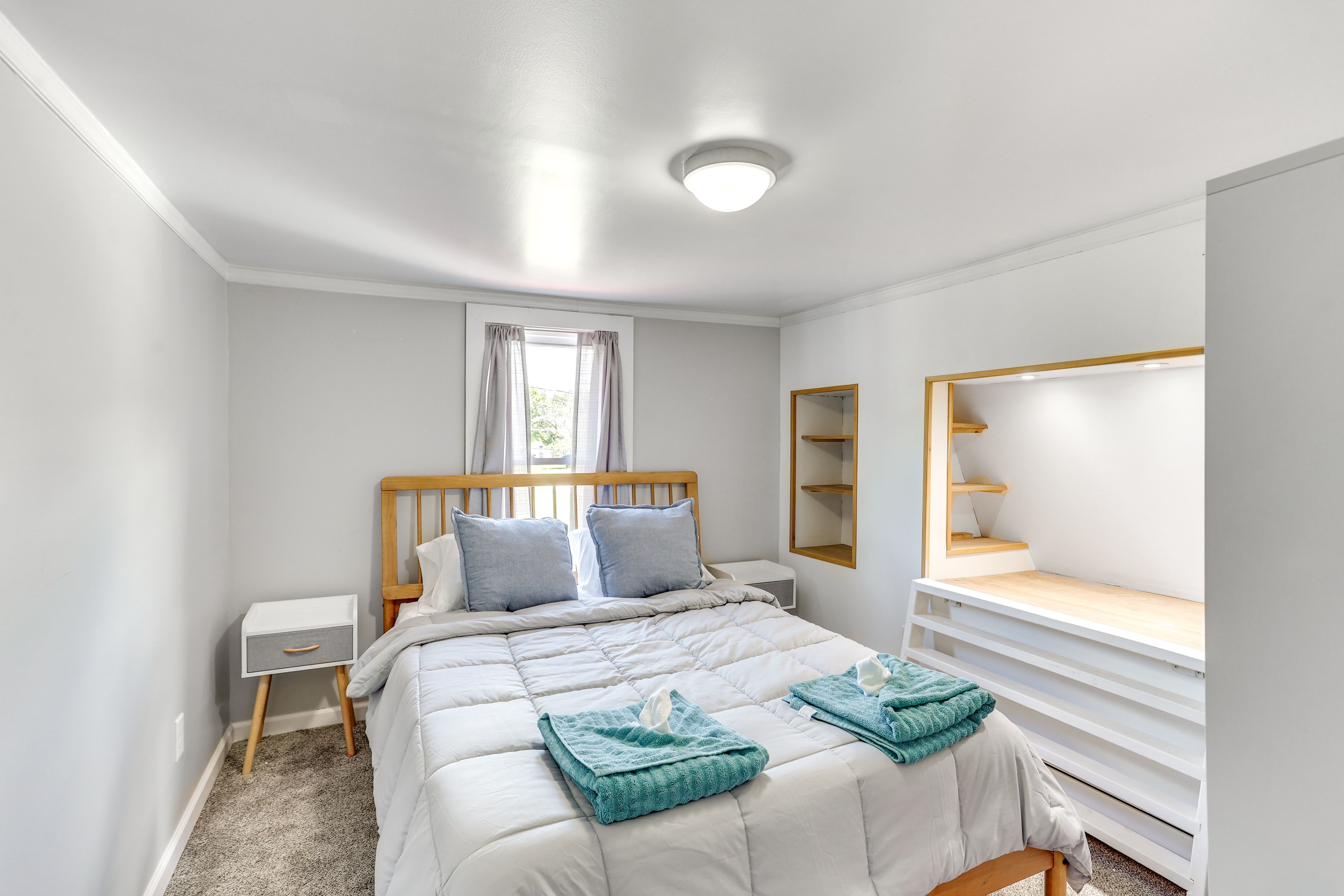 Bedroom 4 | Queen Bed | 2nd Floor