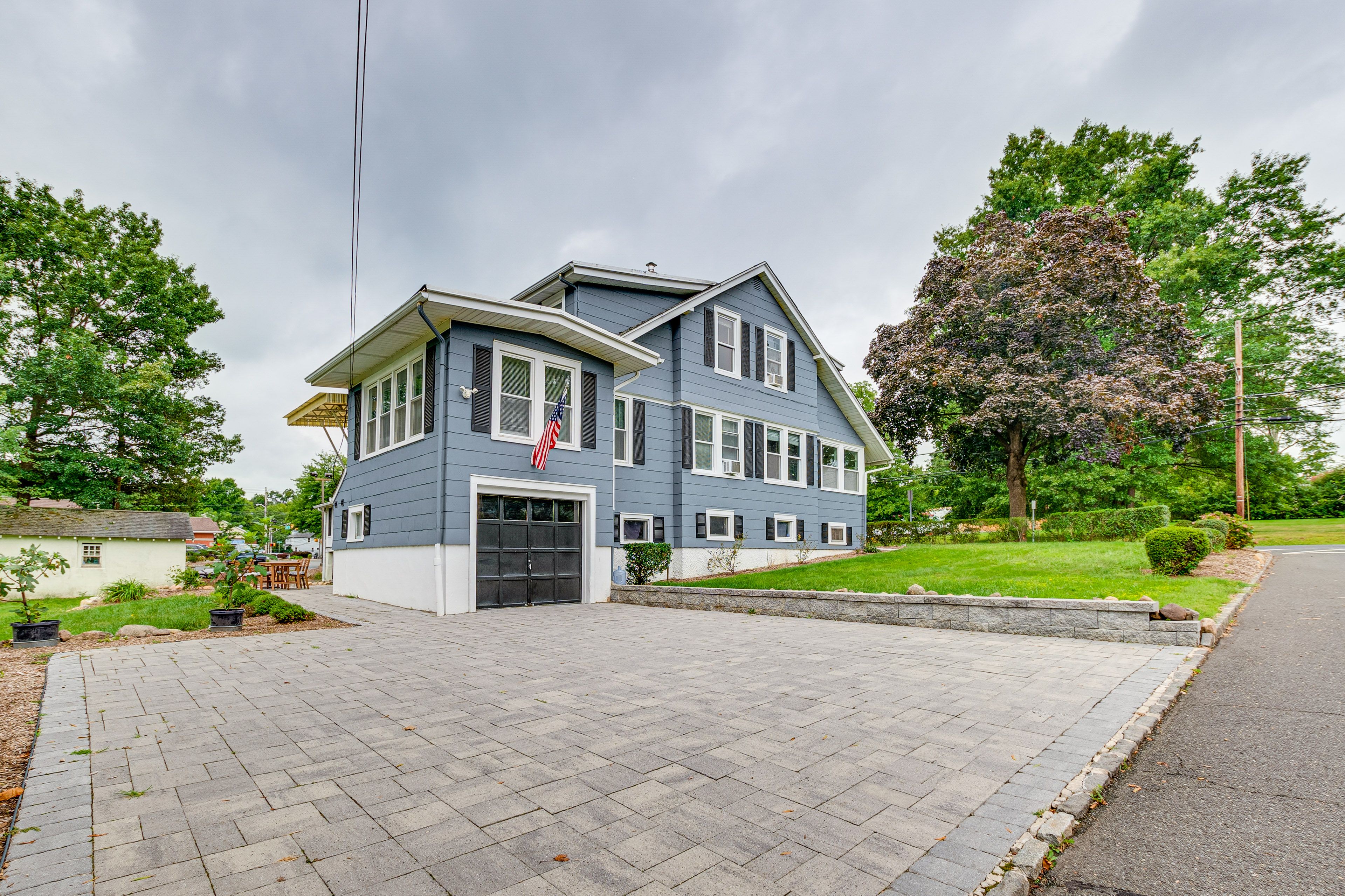 Parking | Driveway (2 Vehicles) | RV/Trailer Parking On-Site