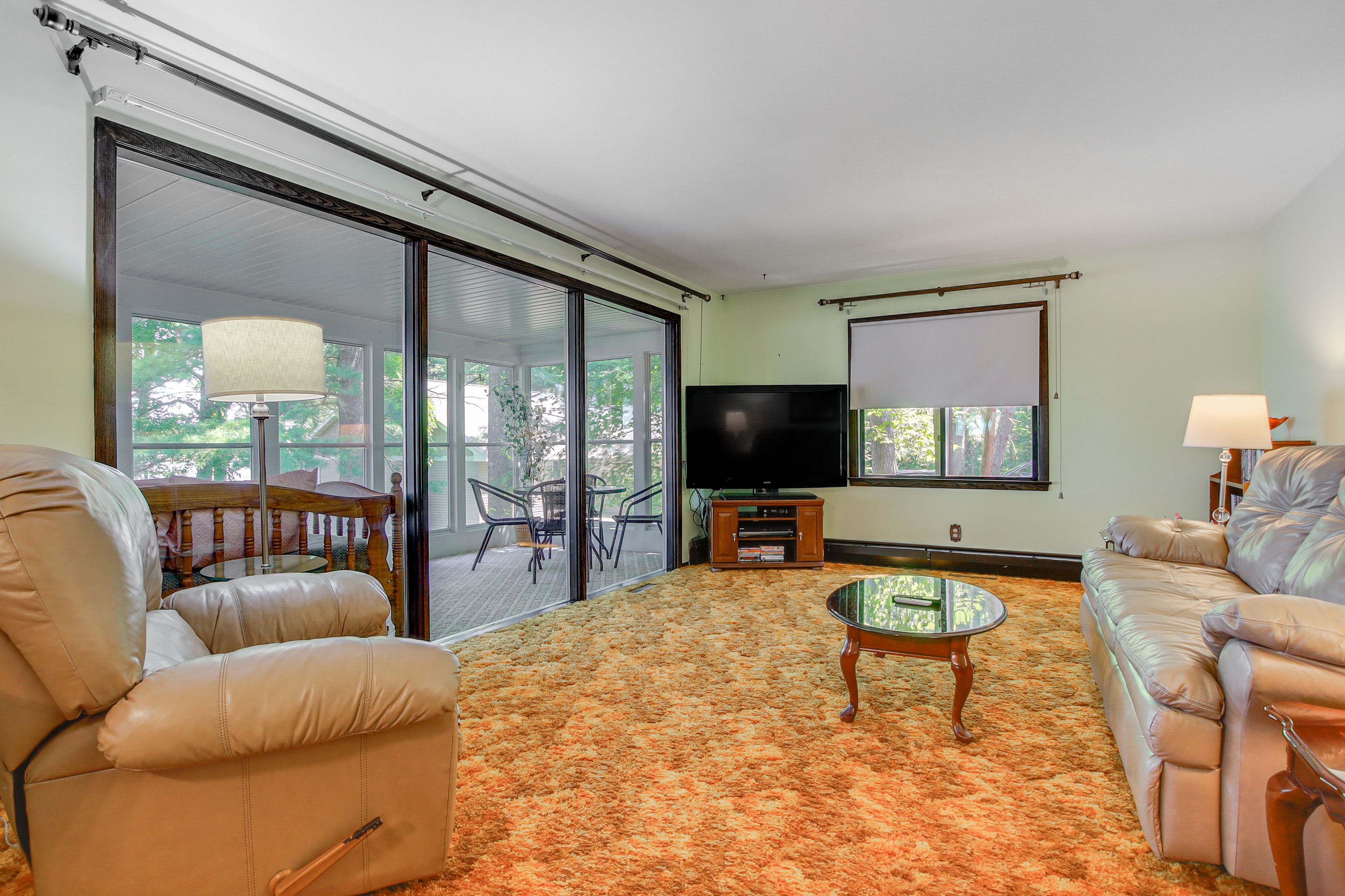 Living Room | Sunroom Access | Flat-Screen TV