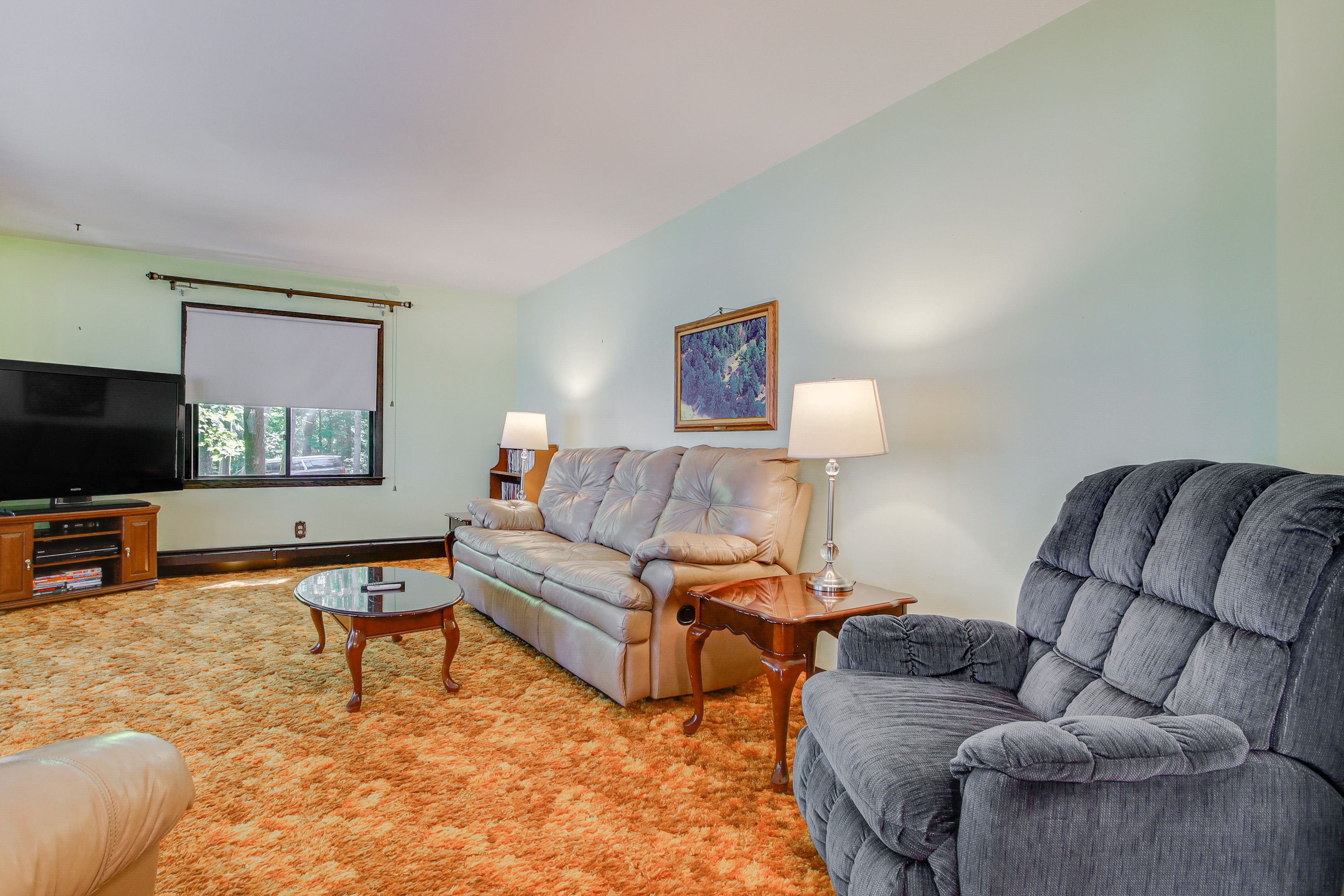 Living Room | Main Level