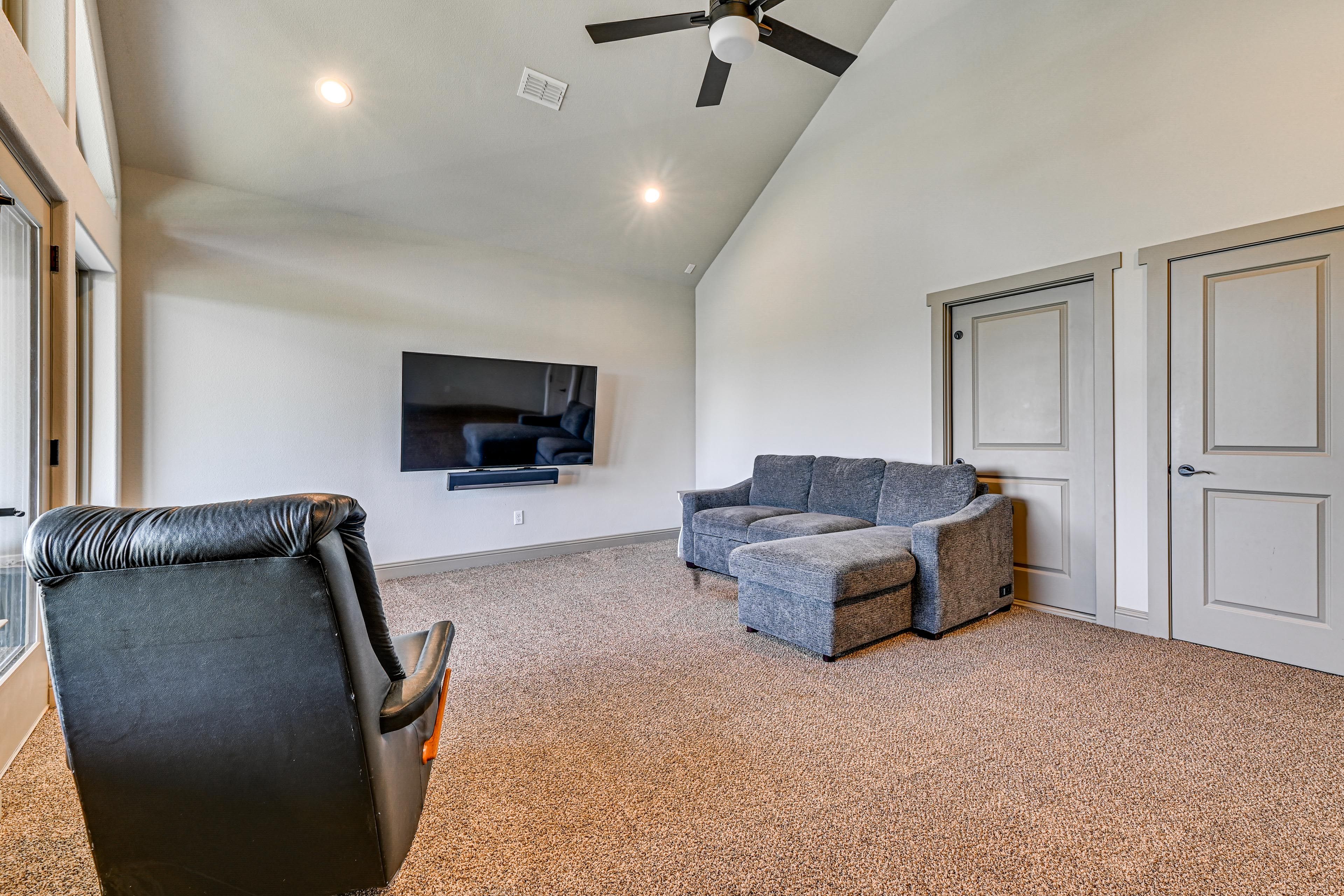 Living Area | 2nd Floor