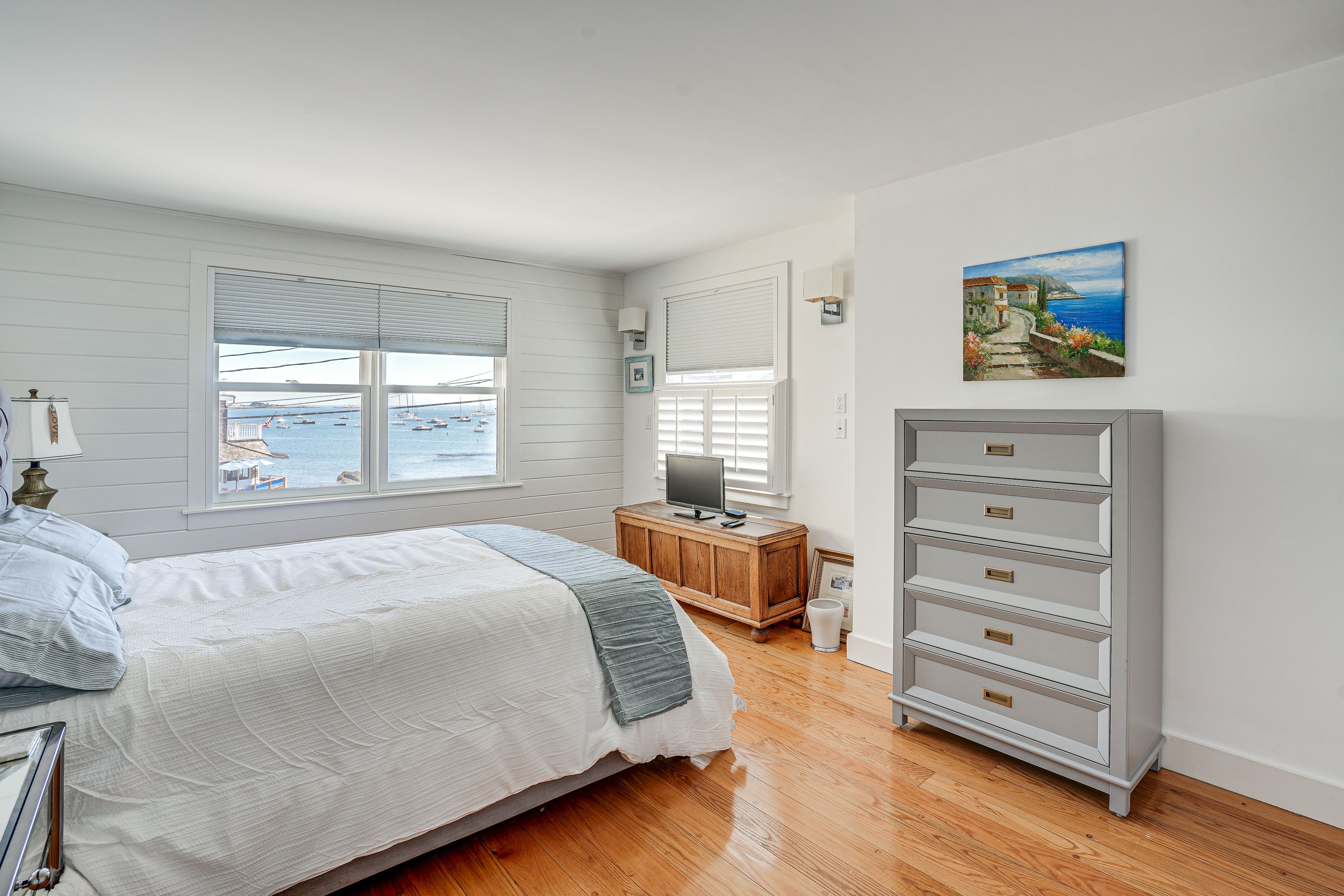 Bedroom 1 | Queen Bed | Water View | 2nd Floor