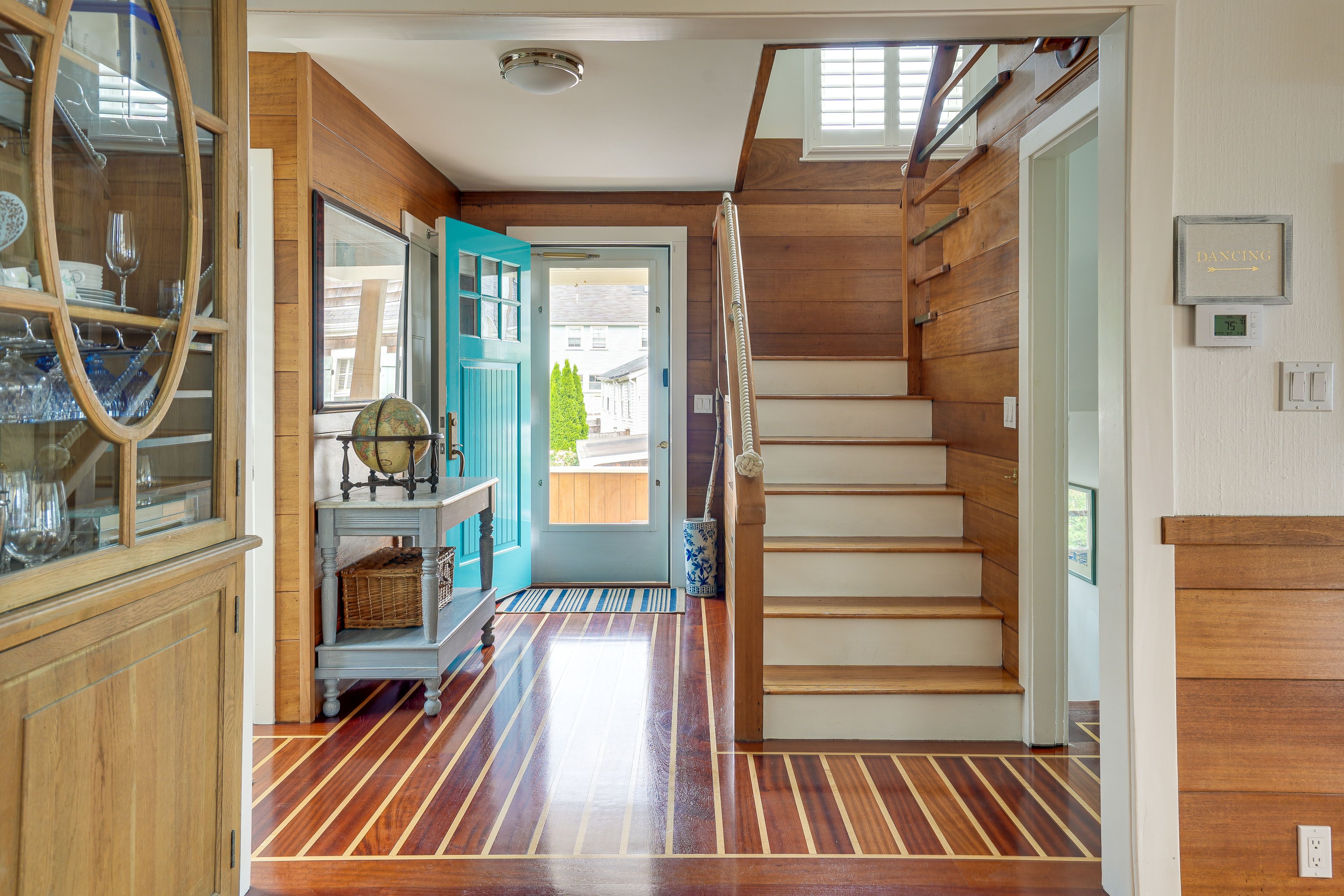 Stairs to 2nd Floor