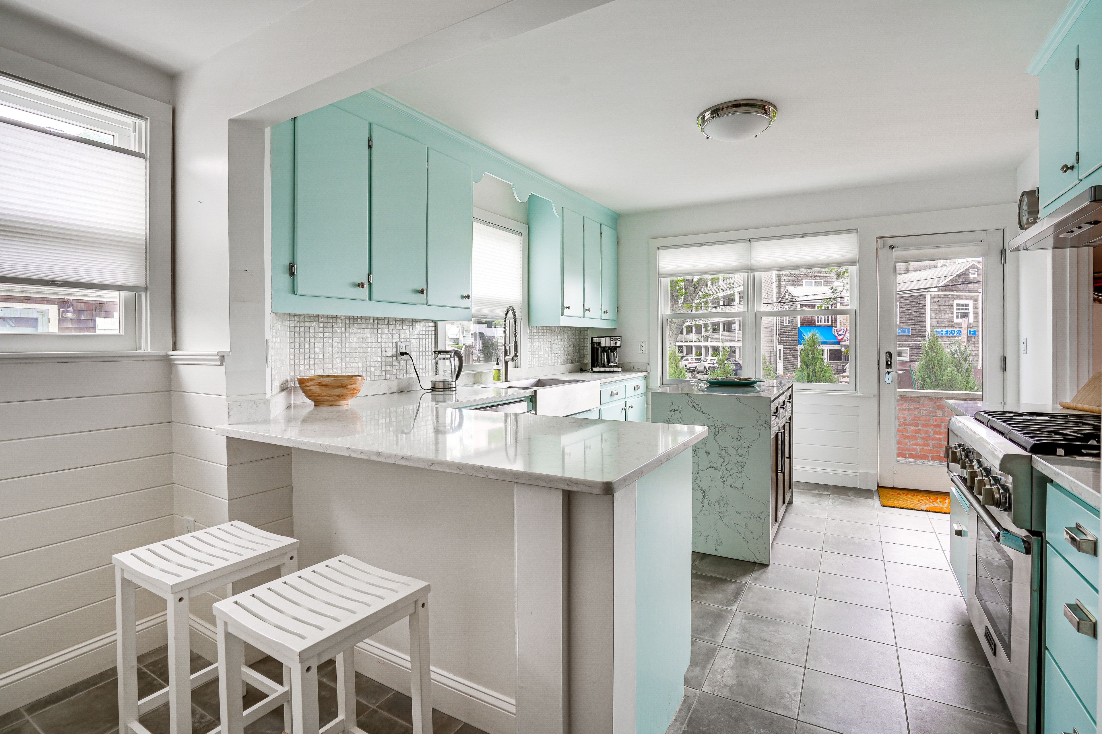Kitchen | Cooking Basics Supplied | 1st Floor