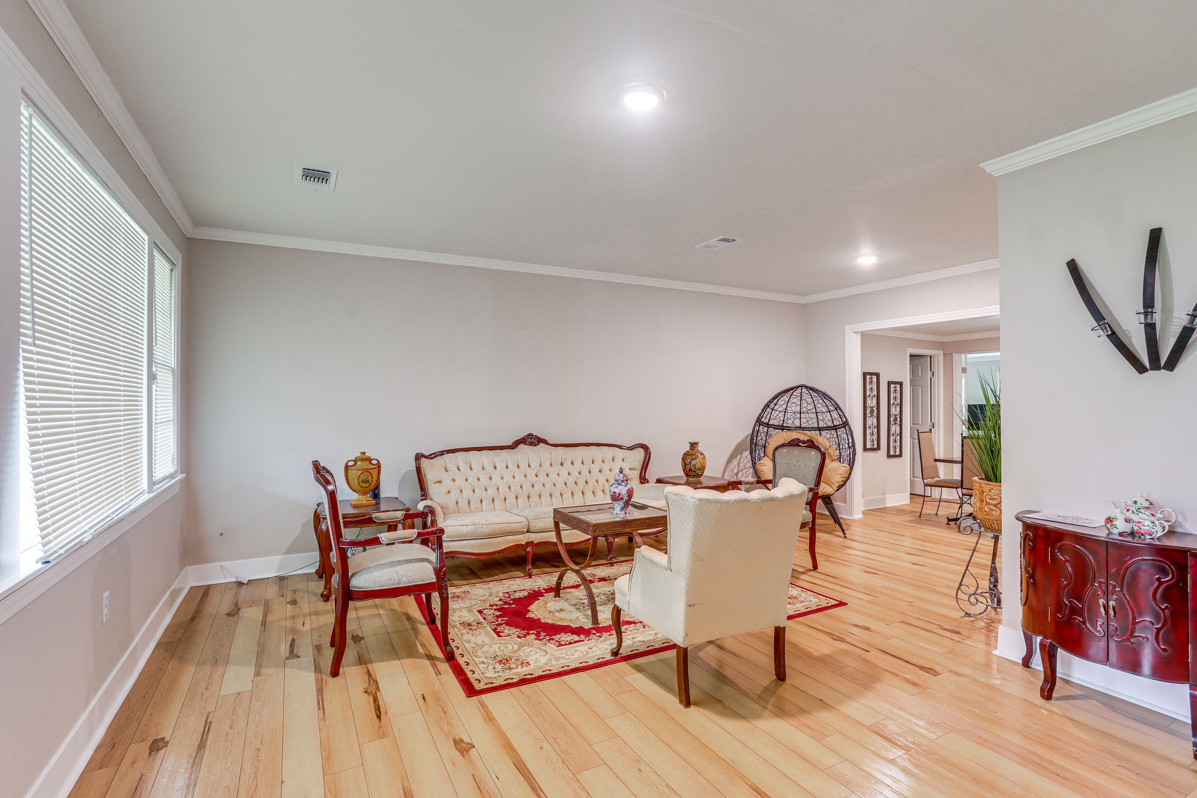 Sitting Room | Fireplace