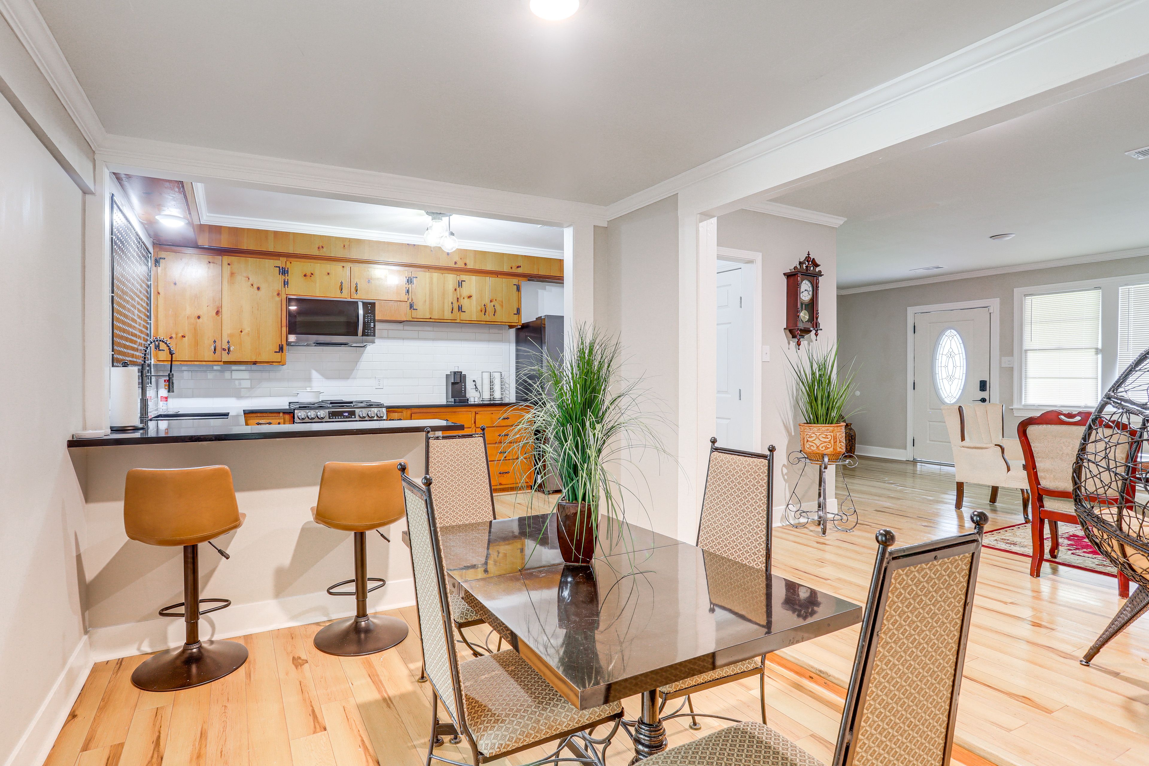 Dining Area/Kitchen | Open Floor Plan | Central A/C & Heating