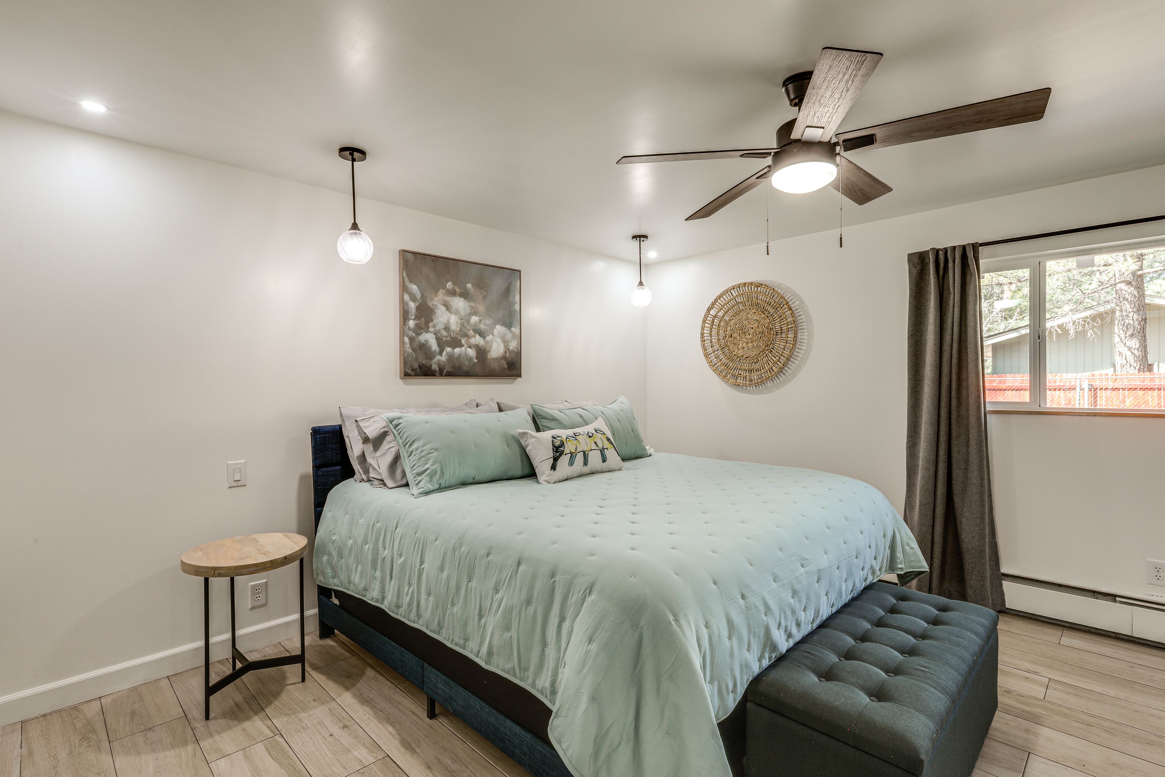 Bedroom 1 | King Bed | Smart TV | Linens Provided