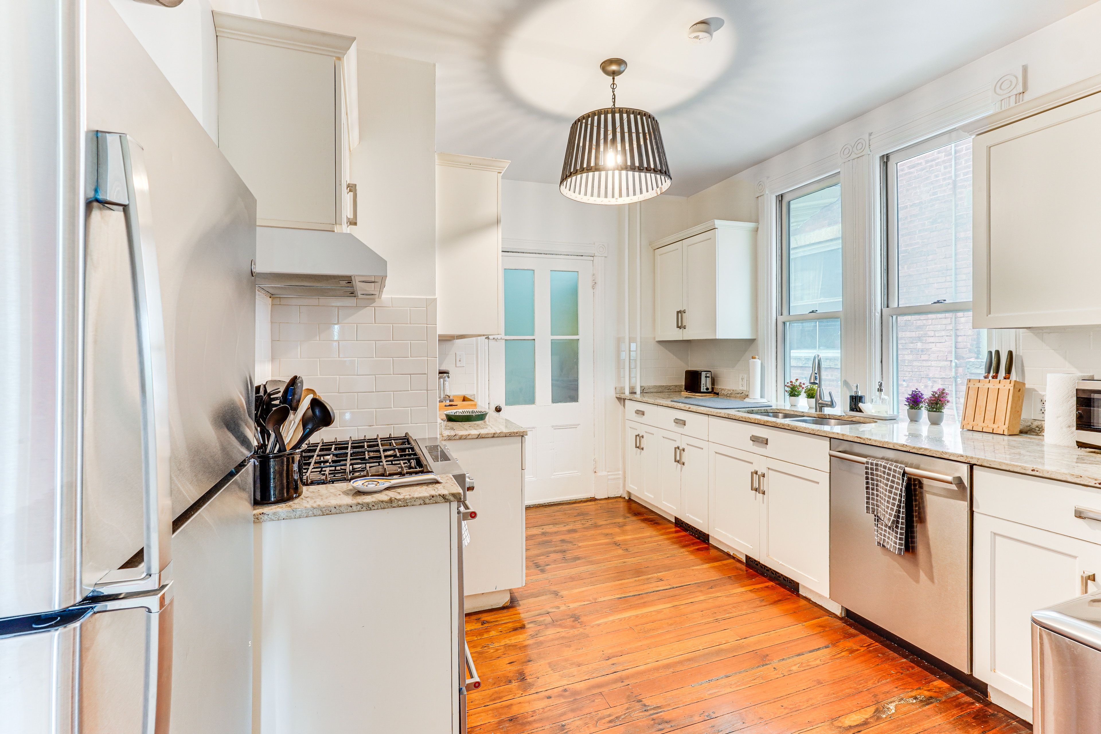 Kitchen | Cooking Basics Supplied | 1st Floor