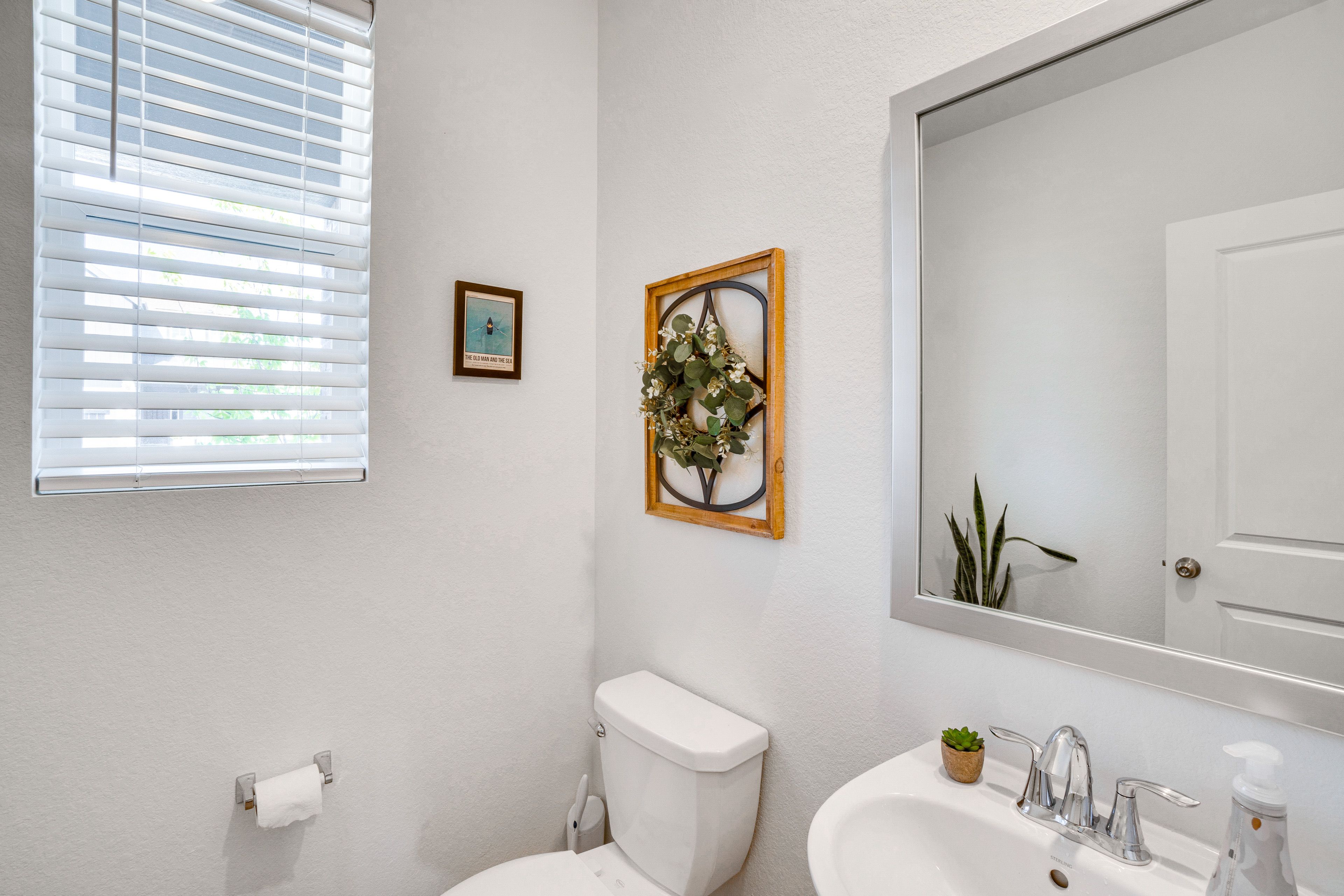 Half Bathroom | 1st Floor