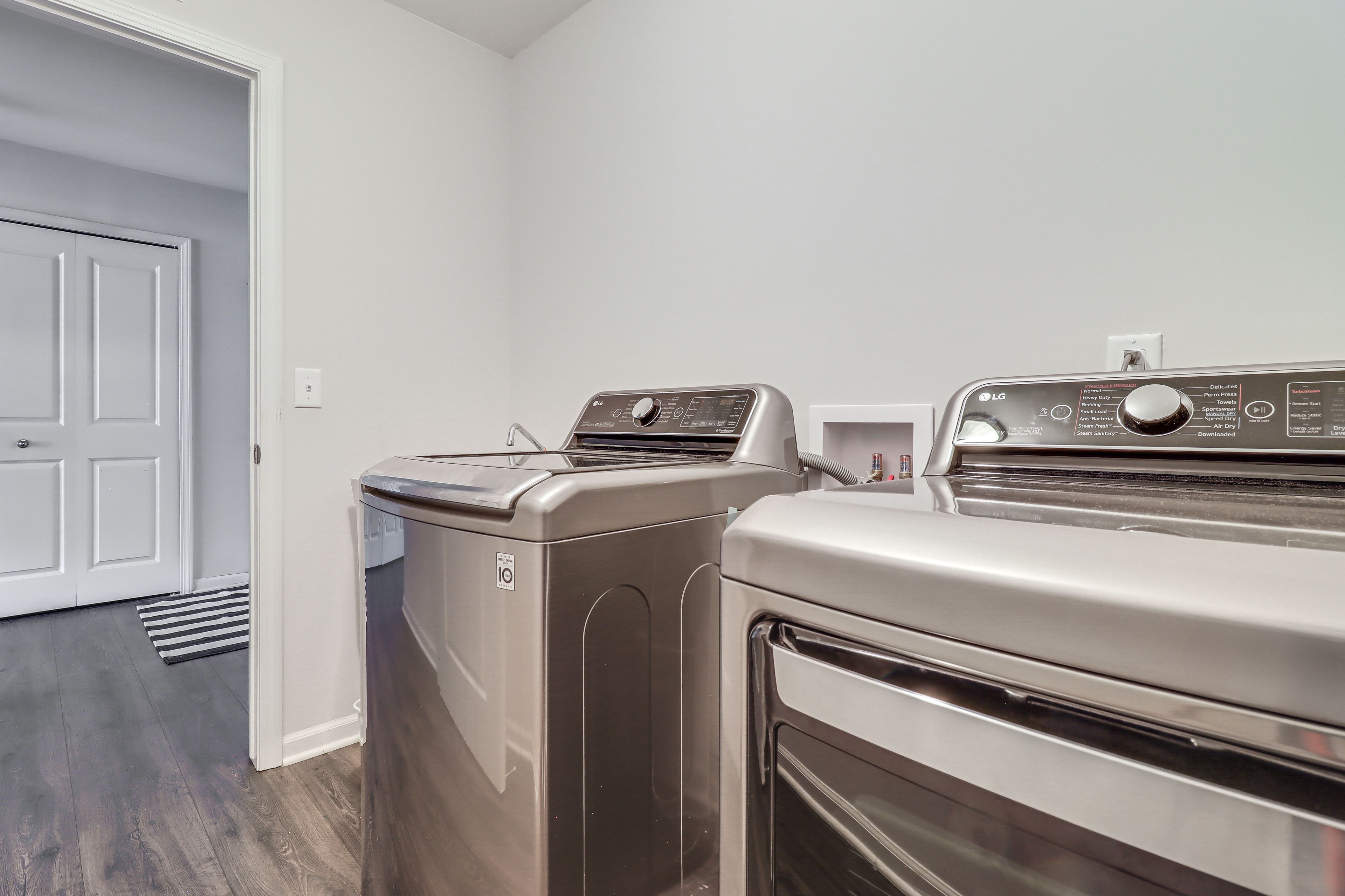 Washer & Dryer