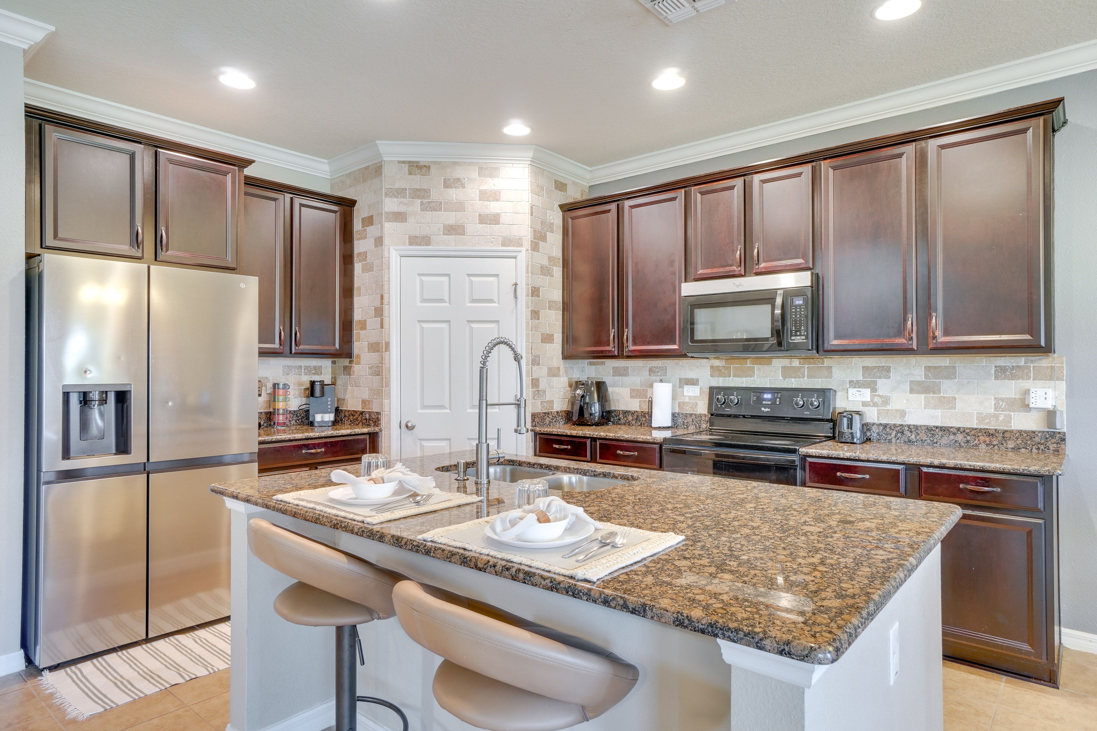 Kitchen | 1st Floor | Keurig & Drip Coffee Makers | Air Fryer | Cooking Basics